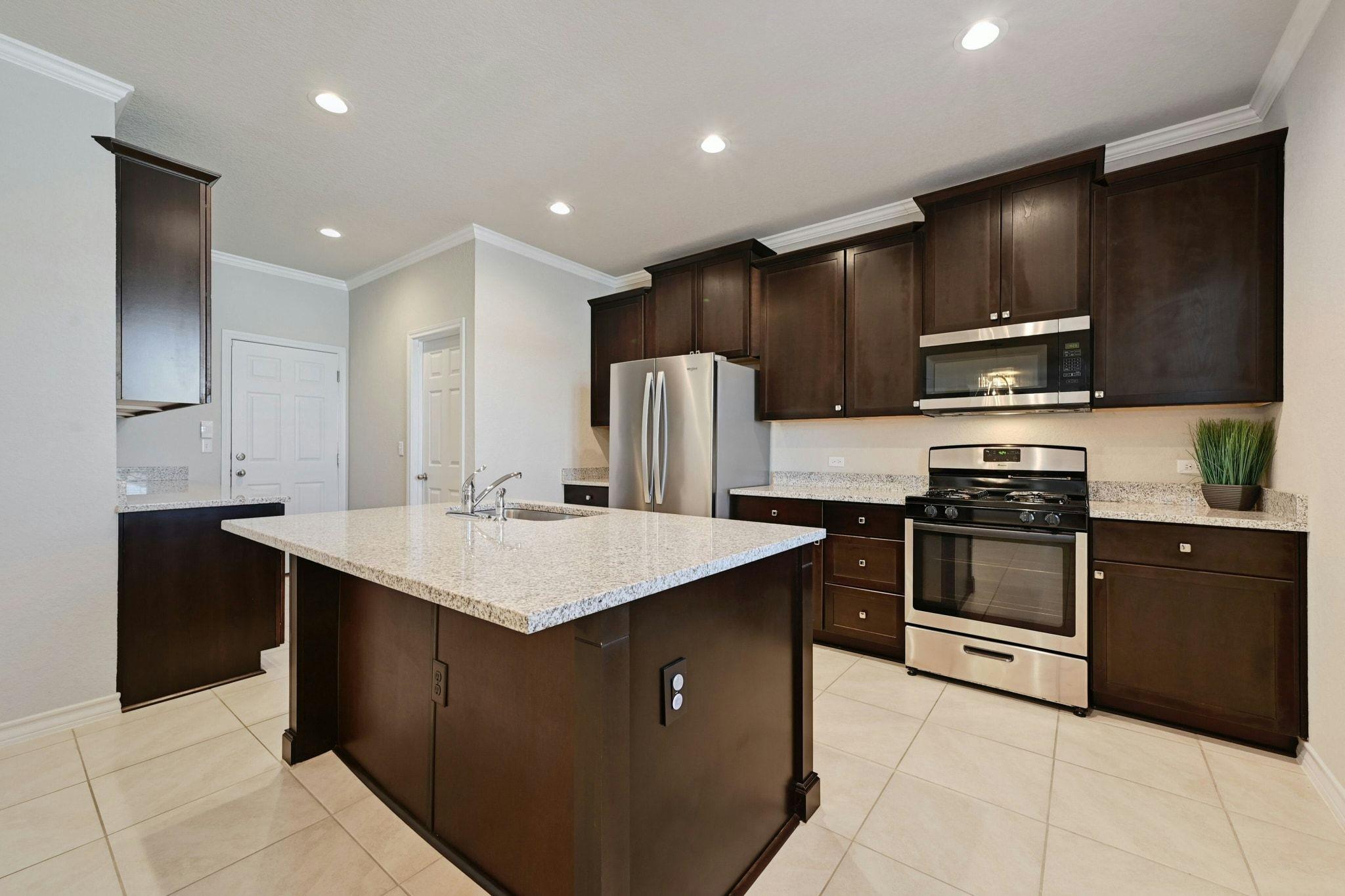 5508 Mickelson Cv, Austin, TX 78747