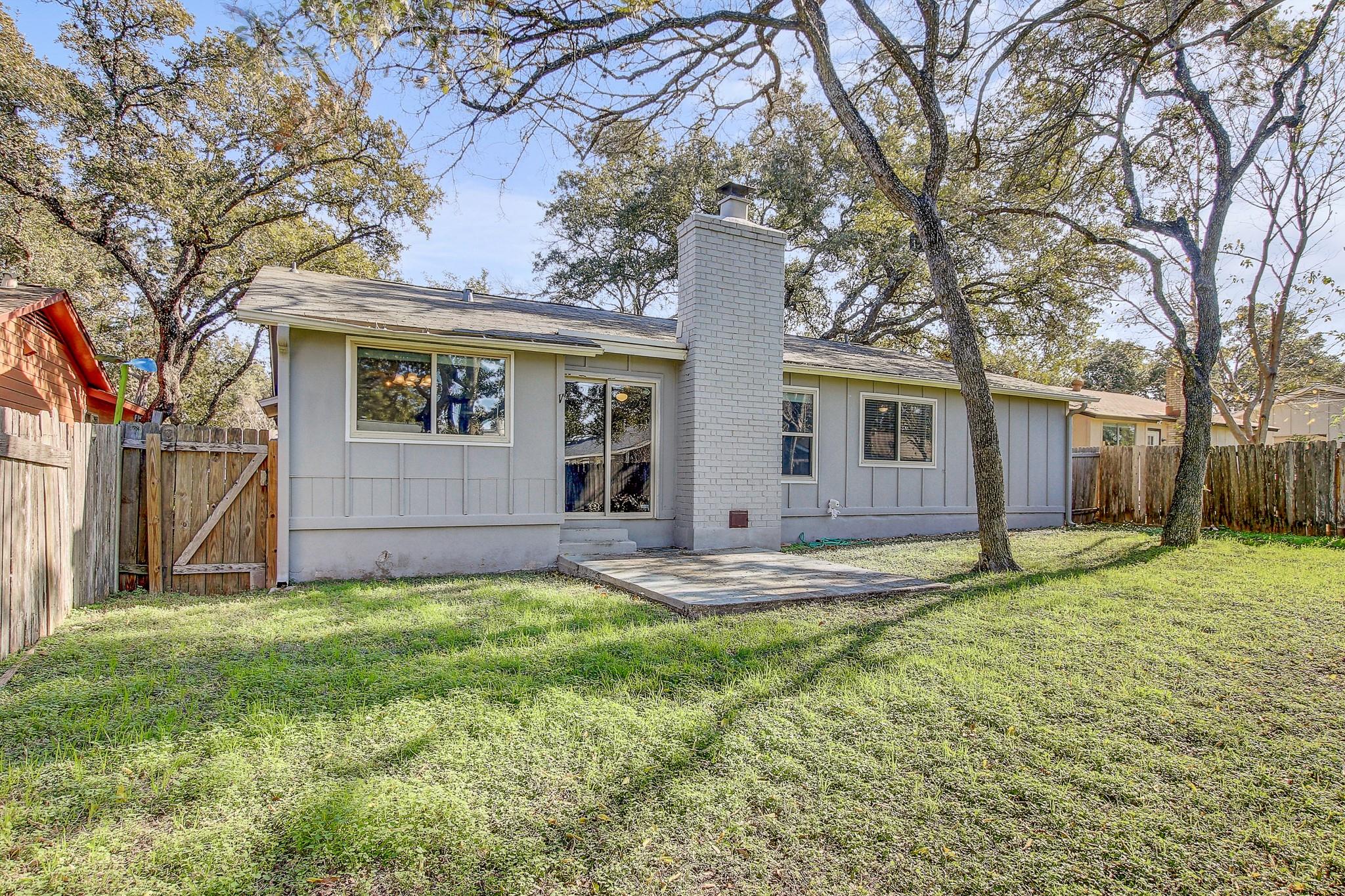 7804 Wycombe Dr, Austin, TX 78749