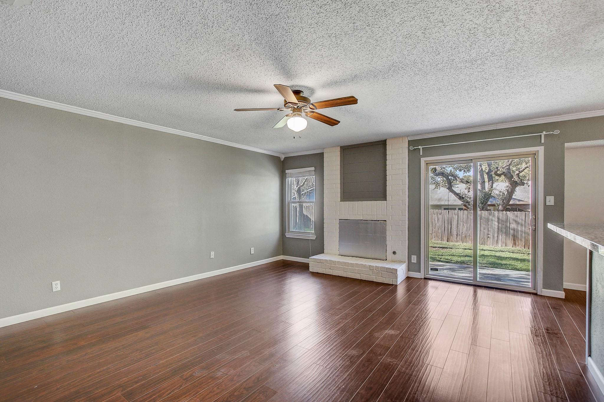 7804 Wycombe Dr, Austin, TX 78749