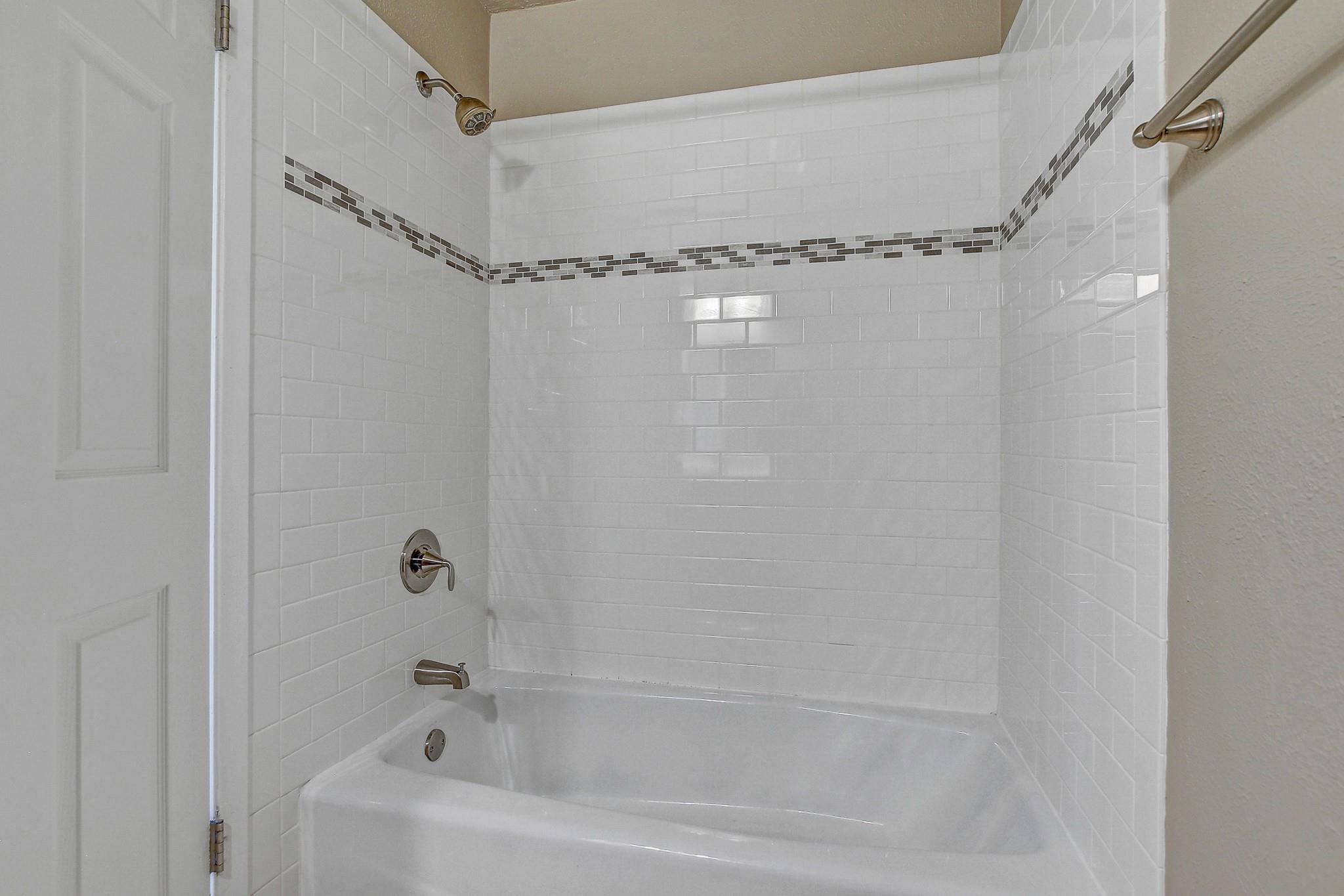 7804 Wycombe Dr, Austin, TX 78749