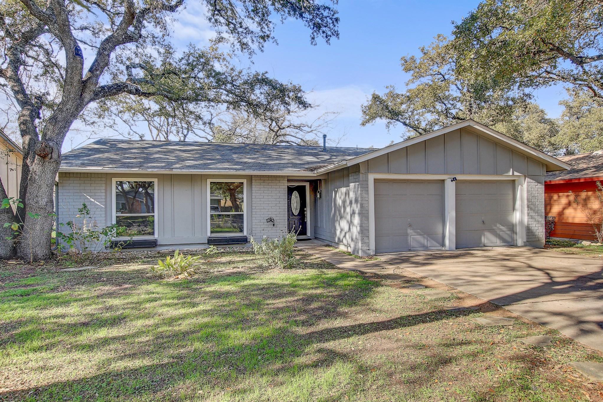 7804 Wycombe Dr, Austin, TX 78749