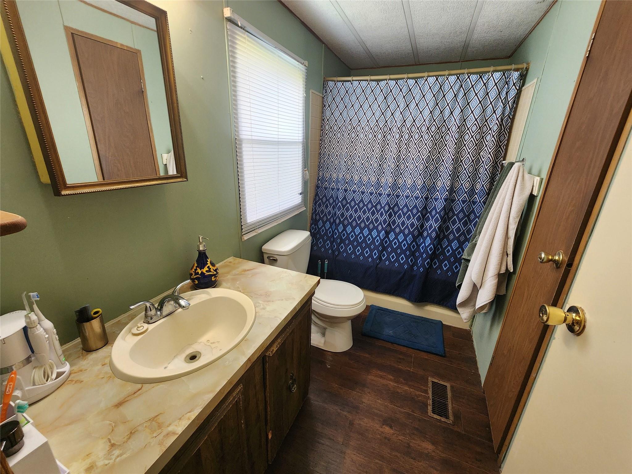 705 & 709 Bluestem Dr, Copperas Cove, TX 76522