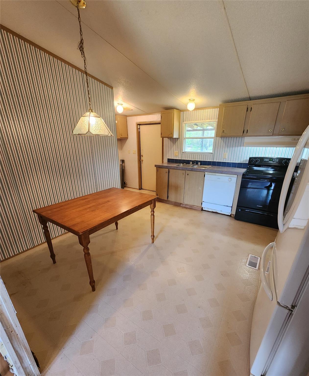 705 & 709 Bluestem Dr, Copperas Cove, TX 76522