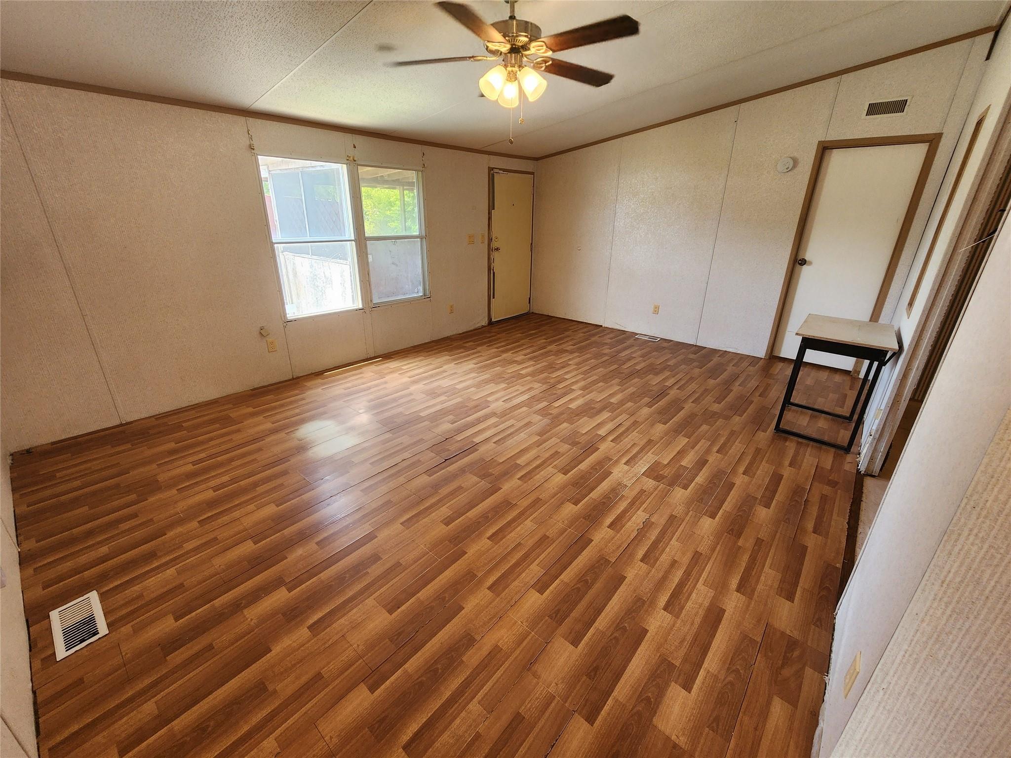 705 & 709 Bluestem Dr, Copperas Cove, TX 76522