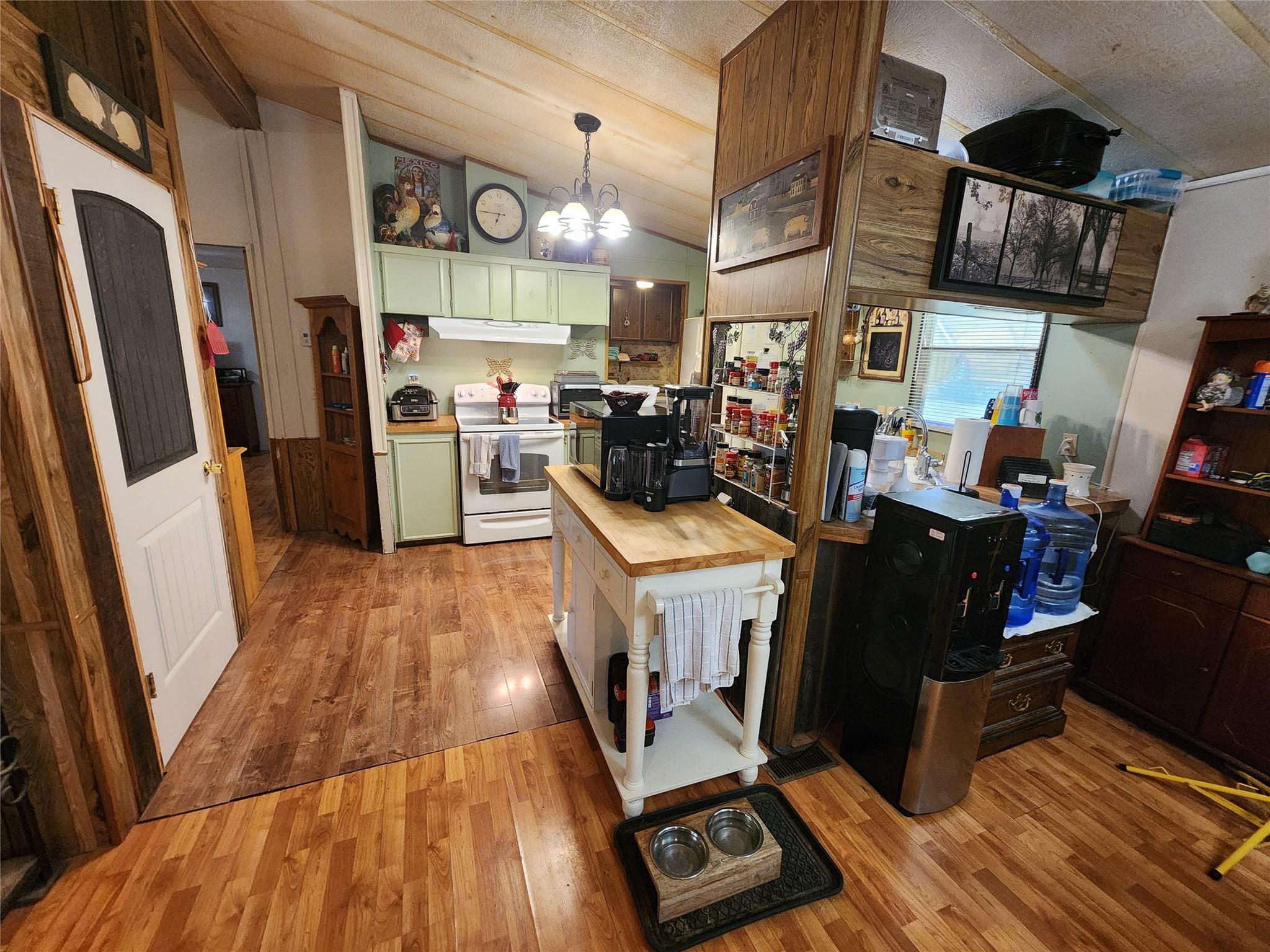 705 & 709 Bluestem Dr, Copperas Cove, TX 76522