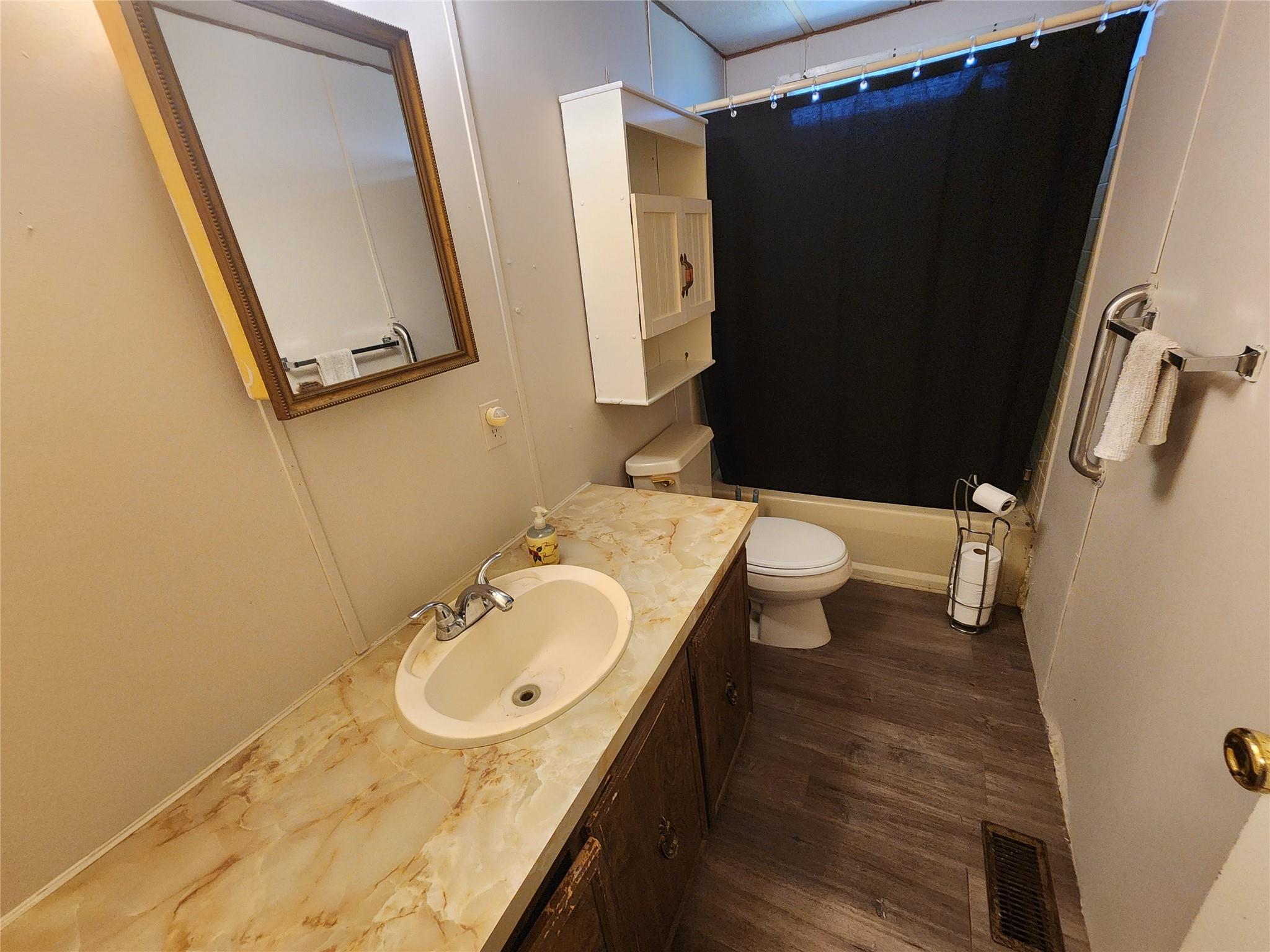 705 & 709 Bluestem Dr, Copperas Cove, TX 76522