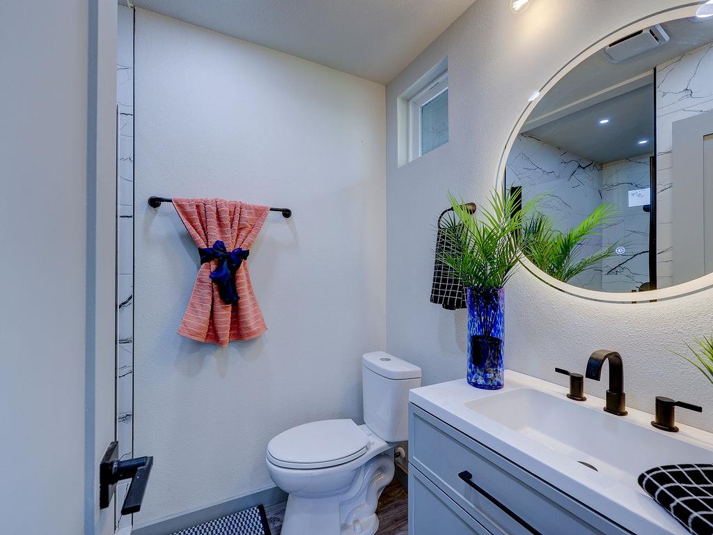 1513 Cloverleaf Dr, Austin, TX 78723