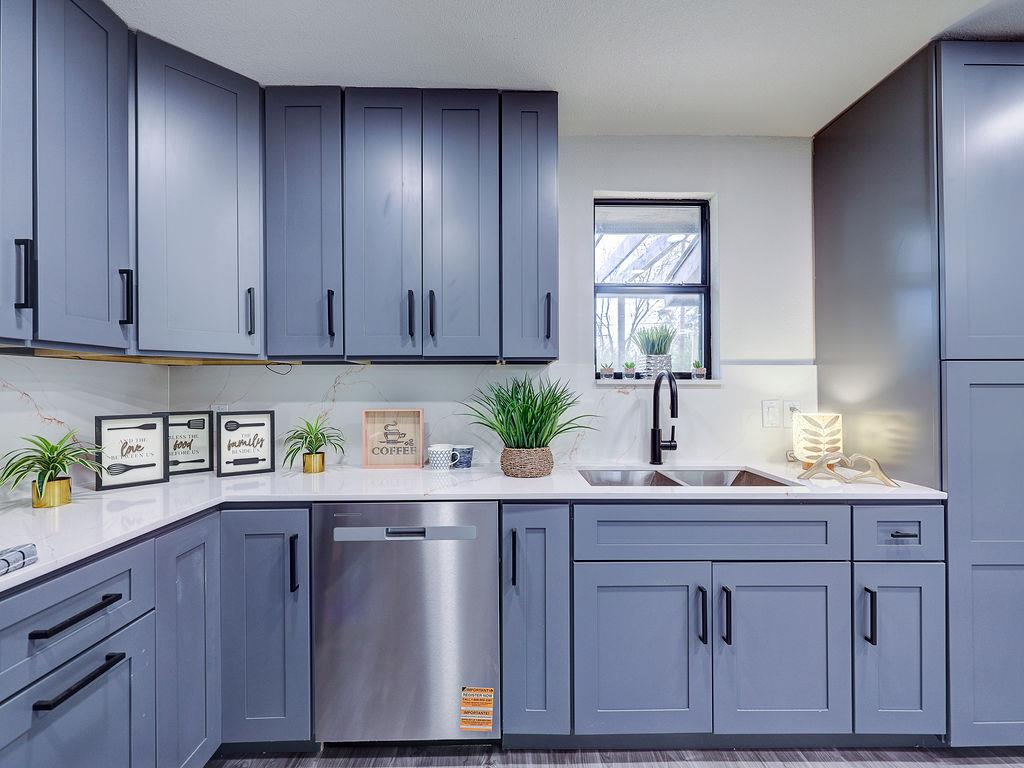 1513 Cloverleaf Dr, Austin, TX 78723