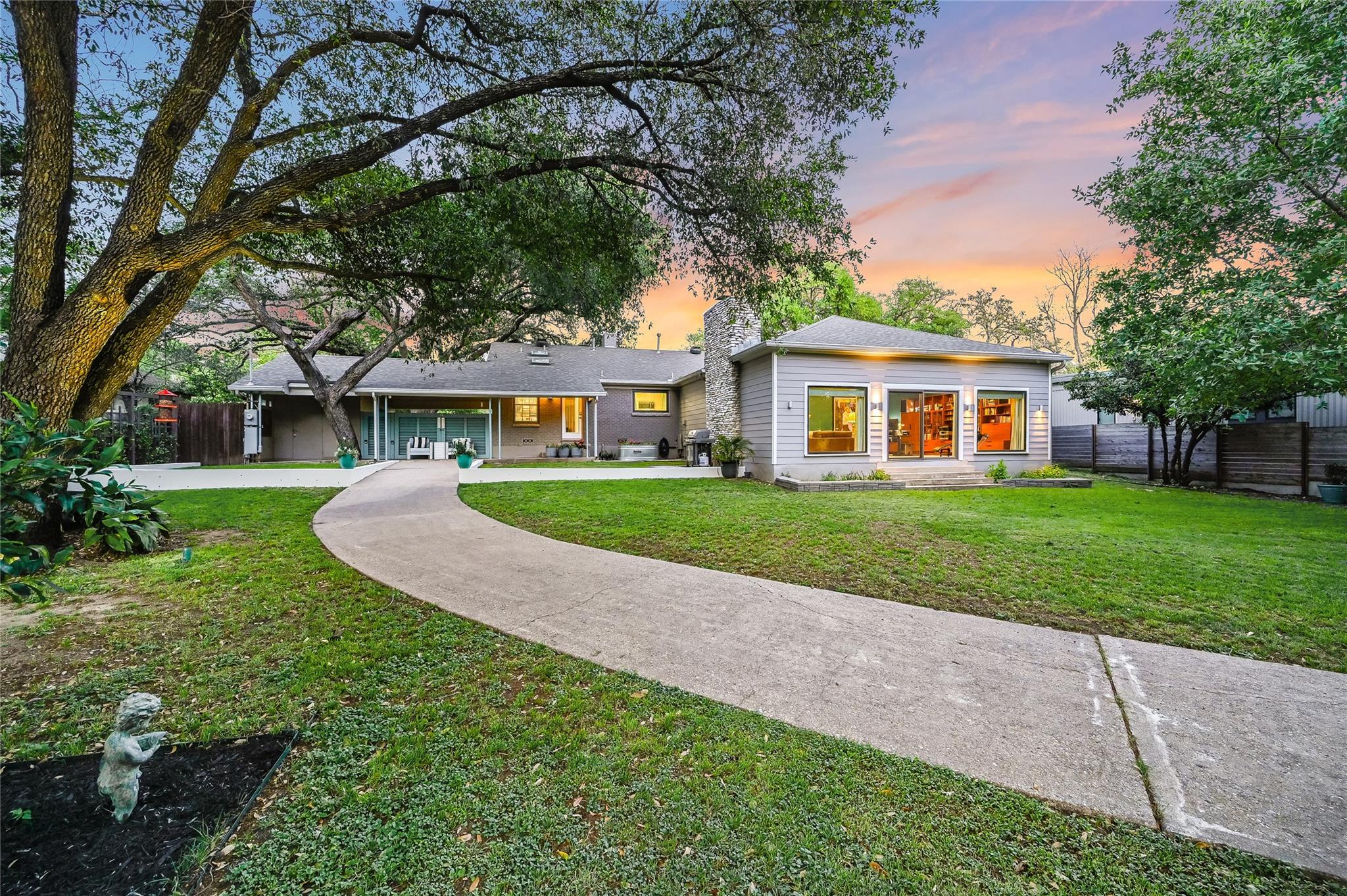 5404 Shoal Creek Blvd, Austin, TX 78756