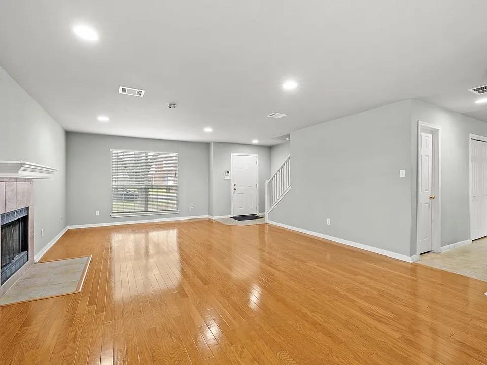 2200 N Shields Dr, Austin, TX 78727