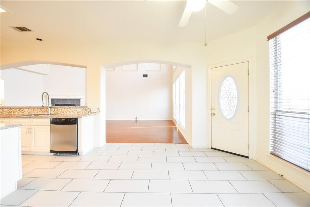2101 Smoke Tree Trl, Round Rock, TX 78681