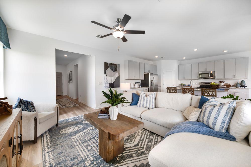 446 Unakite Trl, Liberty Hill, TX 78642