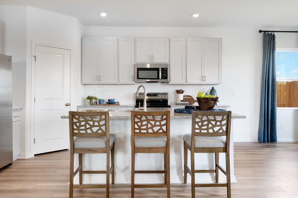 446 Unakite Trl, Liberty Hill, TX 78642