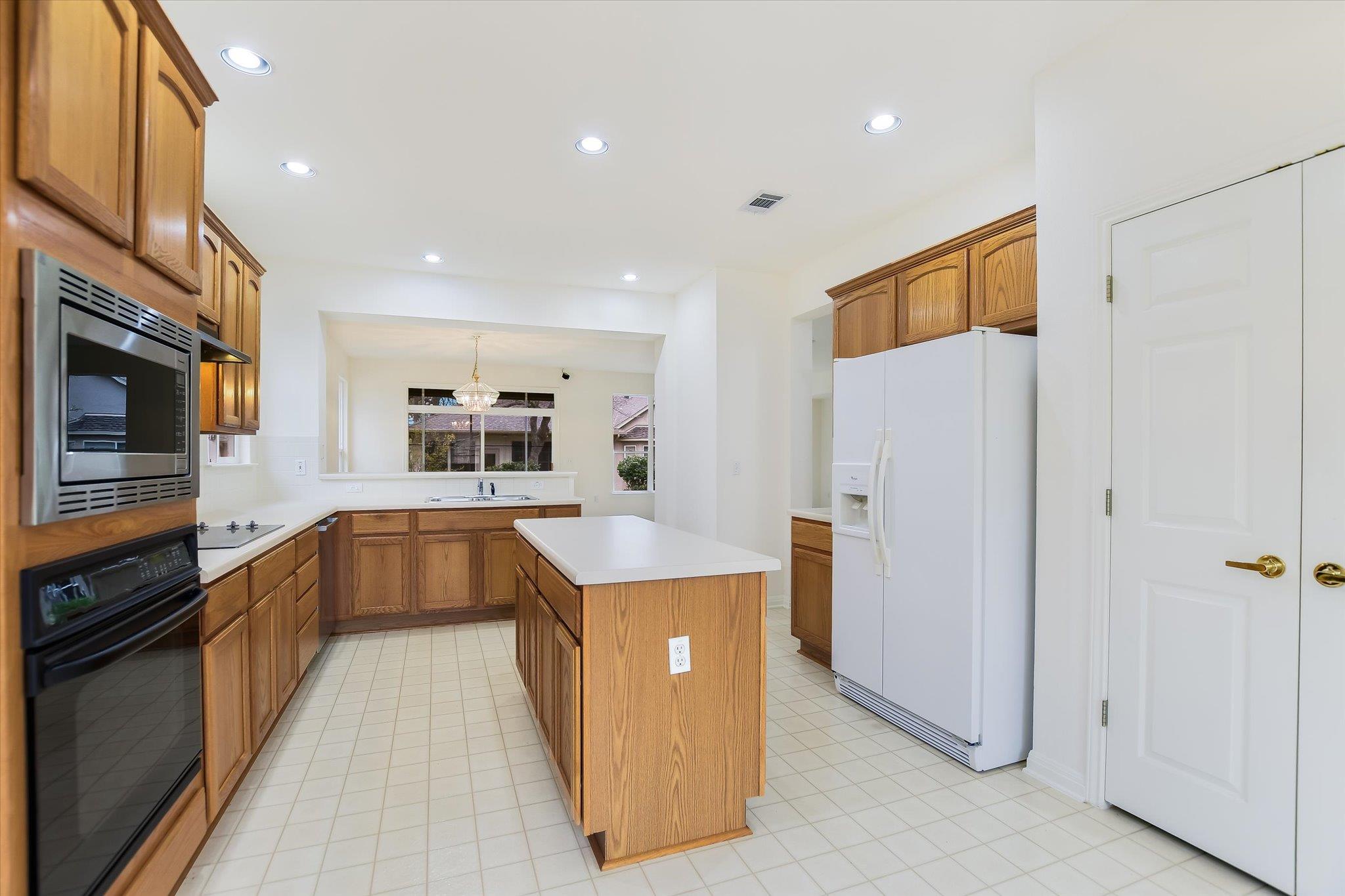 106 Ranch House Cv, Georgetown, TX 78633