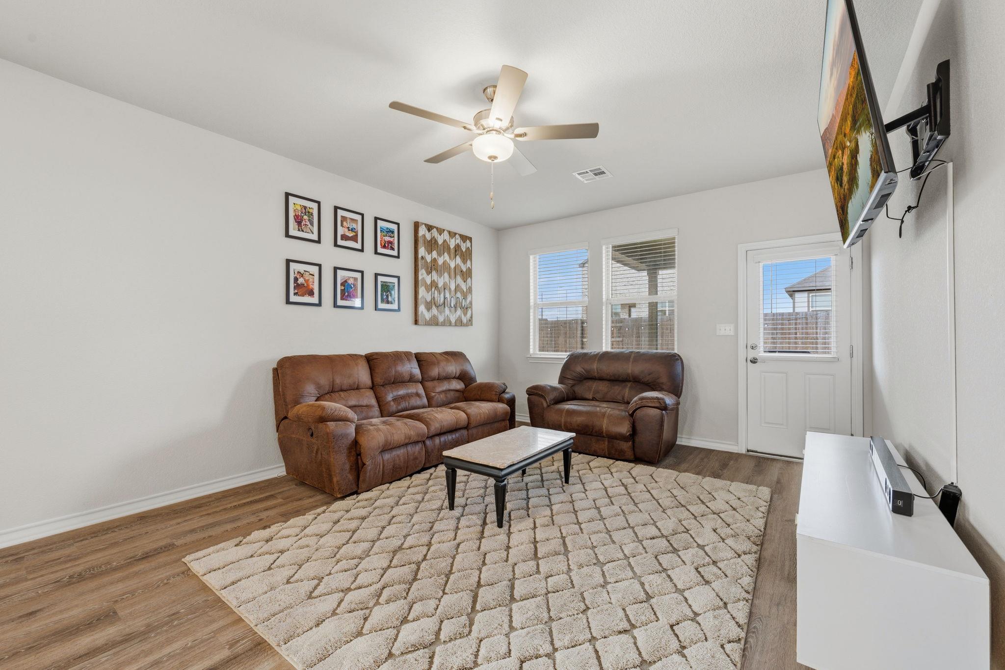 107 Aloe Tree Ln, Buda, TX 78610