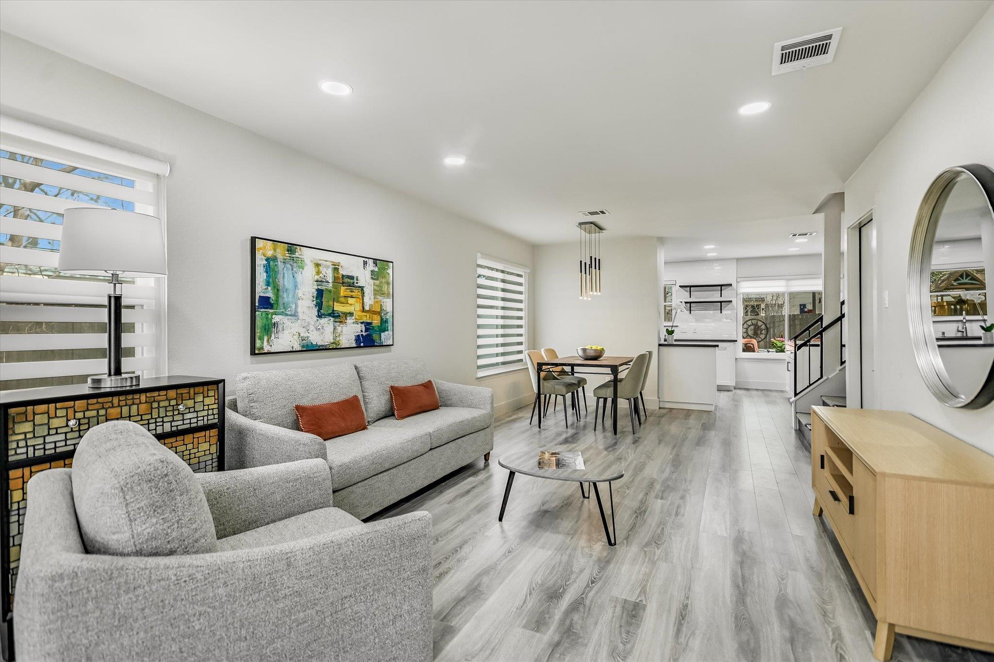 8901 Ampezo Trl, Austin, TX 78749