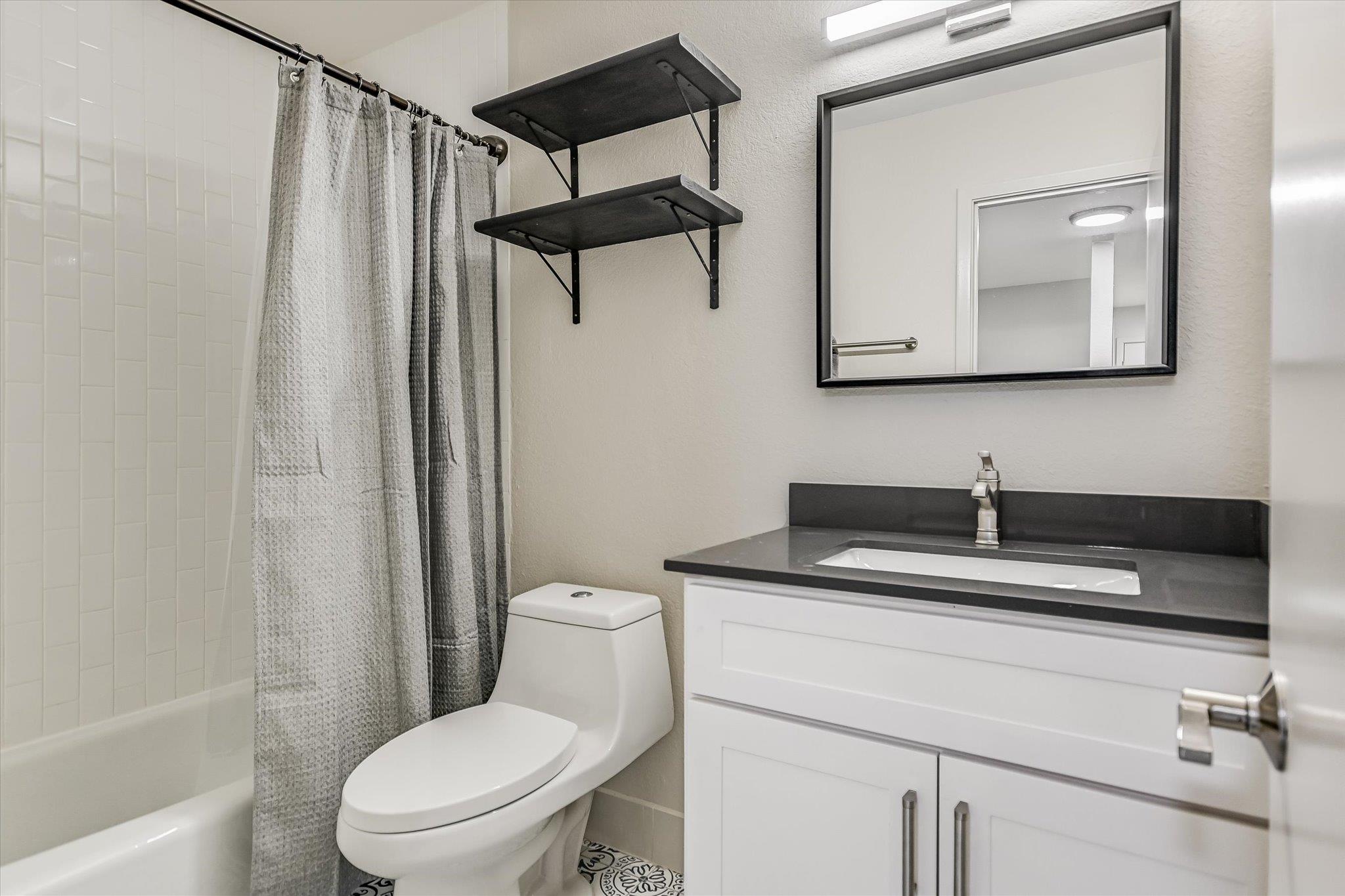 8901 Ampezo Trl, Austin, TX 78749