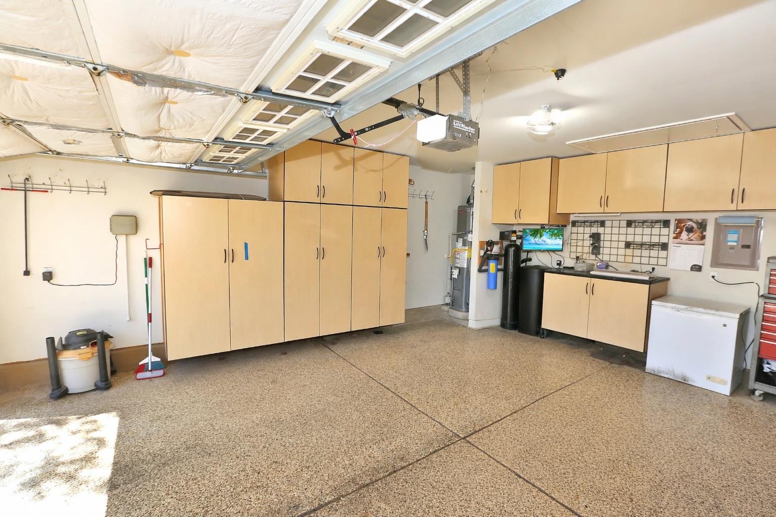 104 Sheldon Lake Dr, Georgetown, TX 78633