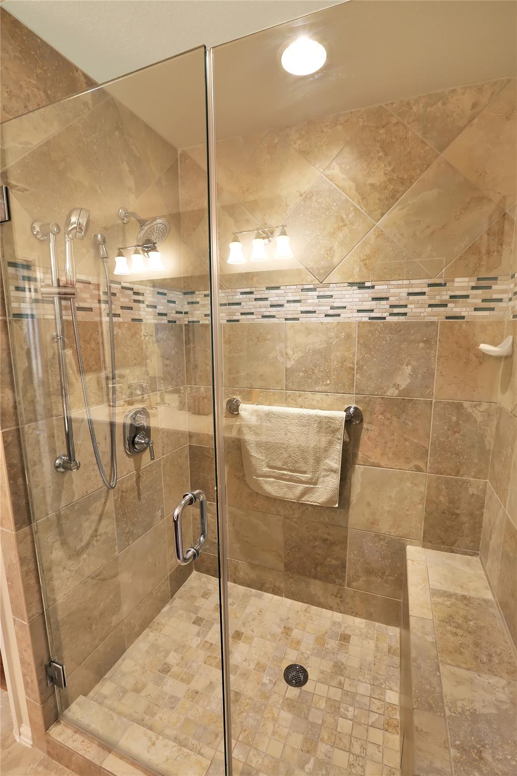 104 Sheldon Lake Dr, Georgetown, TX 78633