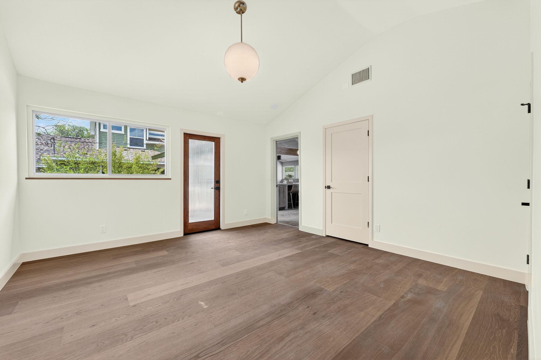 905 Payne Ave, Austin, TX 78757