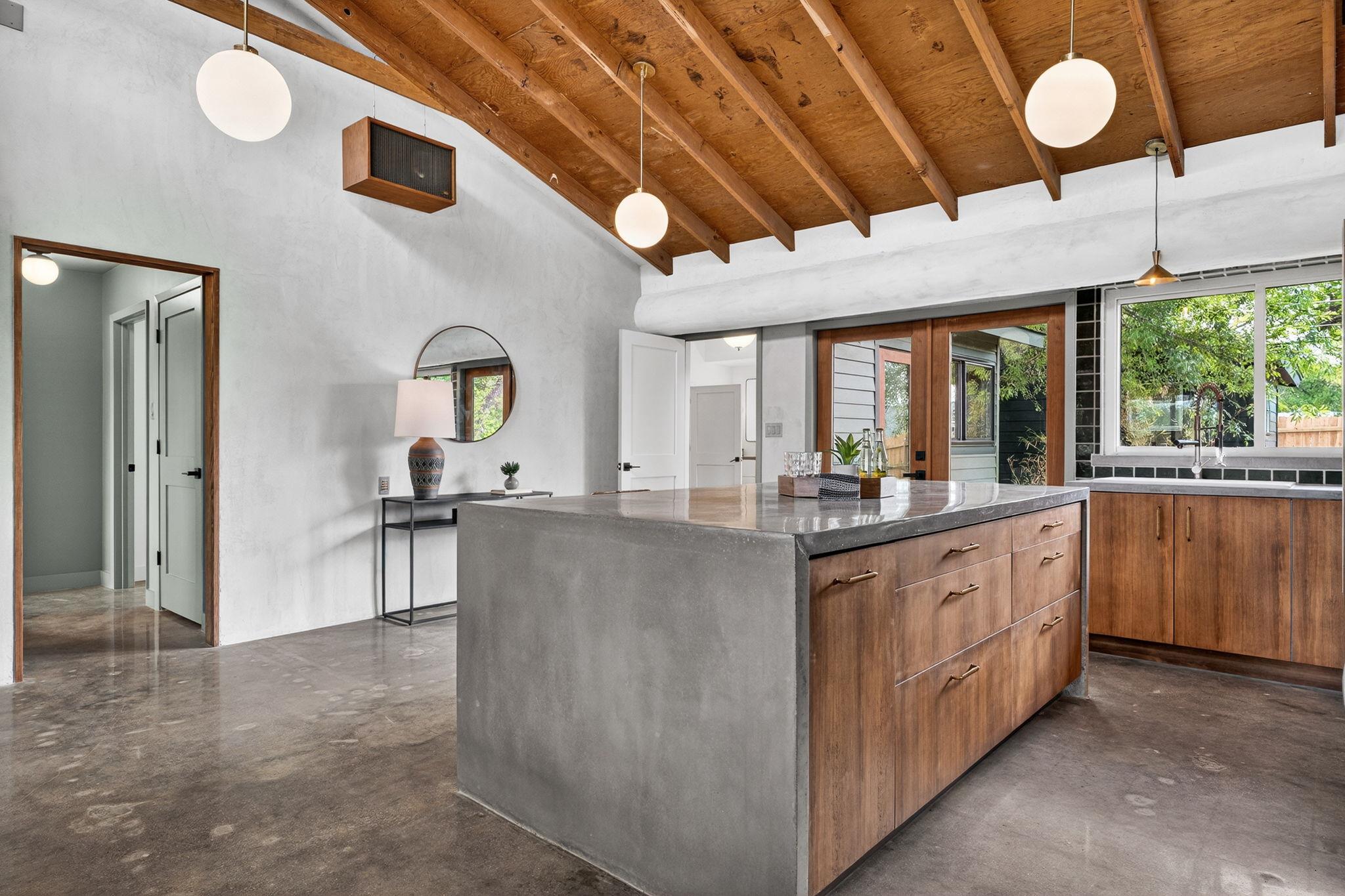 905 Payne Ave, Austin, TX 78757