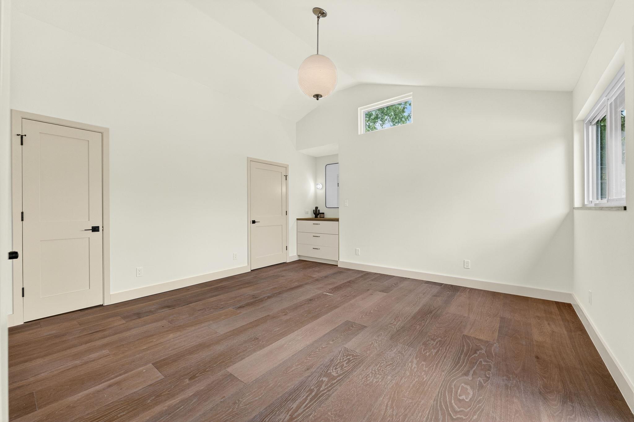 905 Payne Ave, Austin, TX 78757