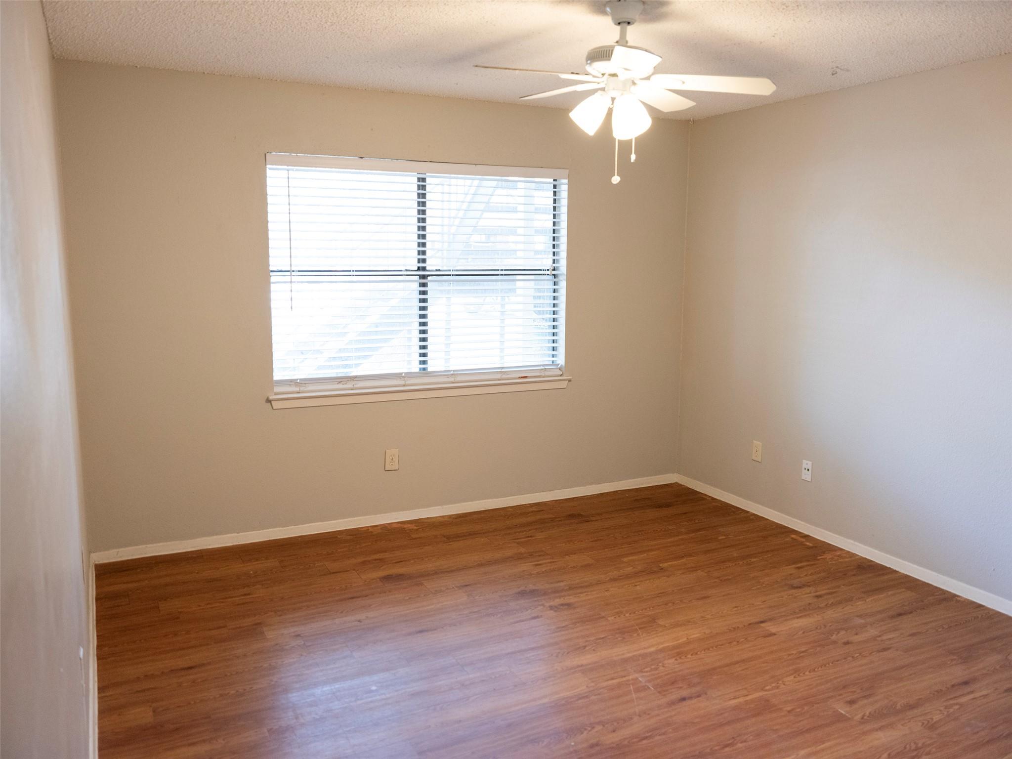 1903 W Loop # B, Austin, TX 78758