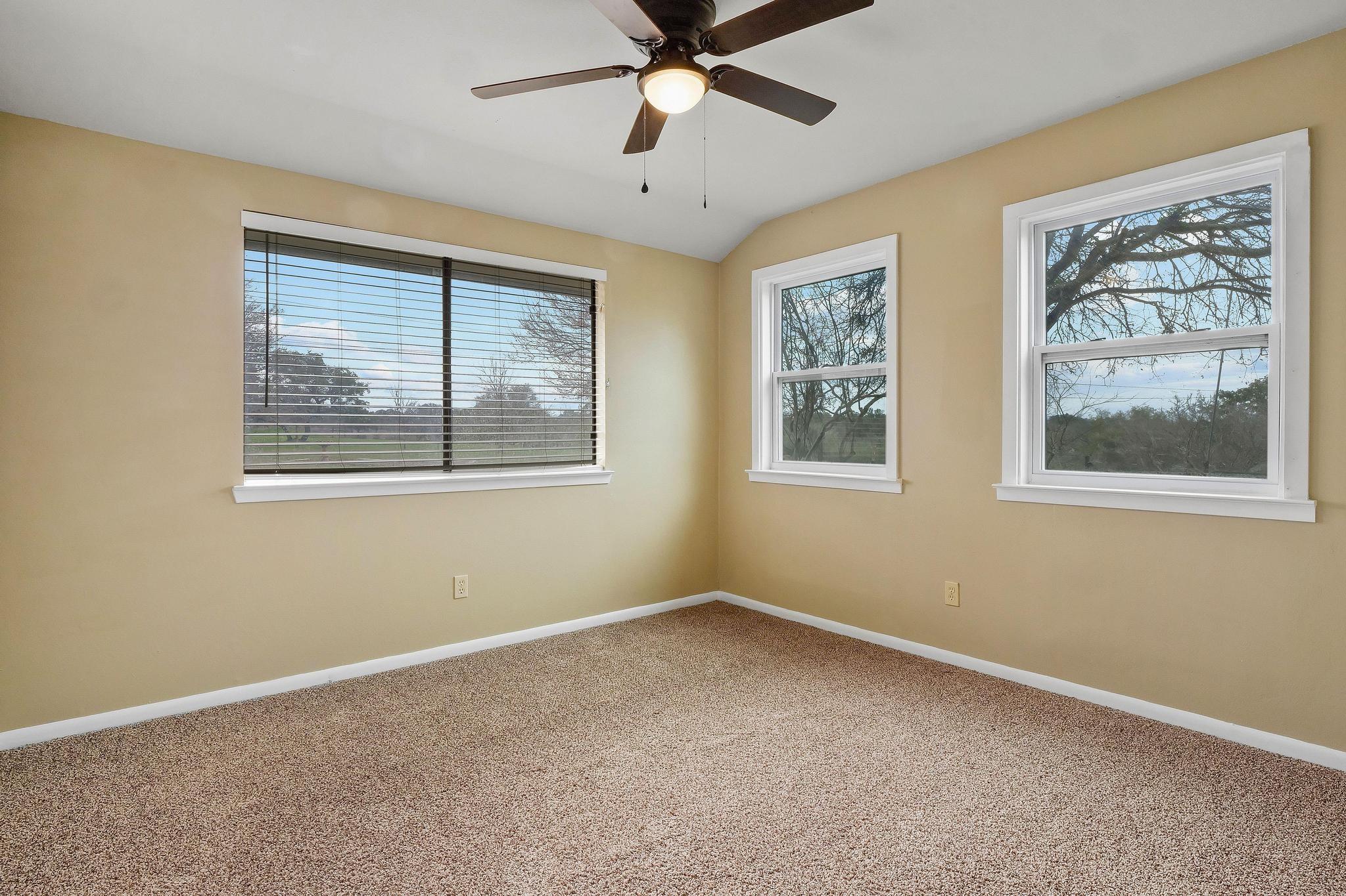 226 Mels Rd, Spicewood, TX 78669