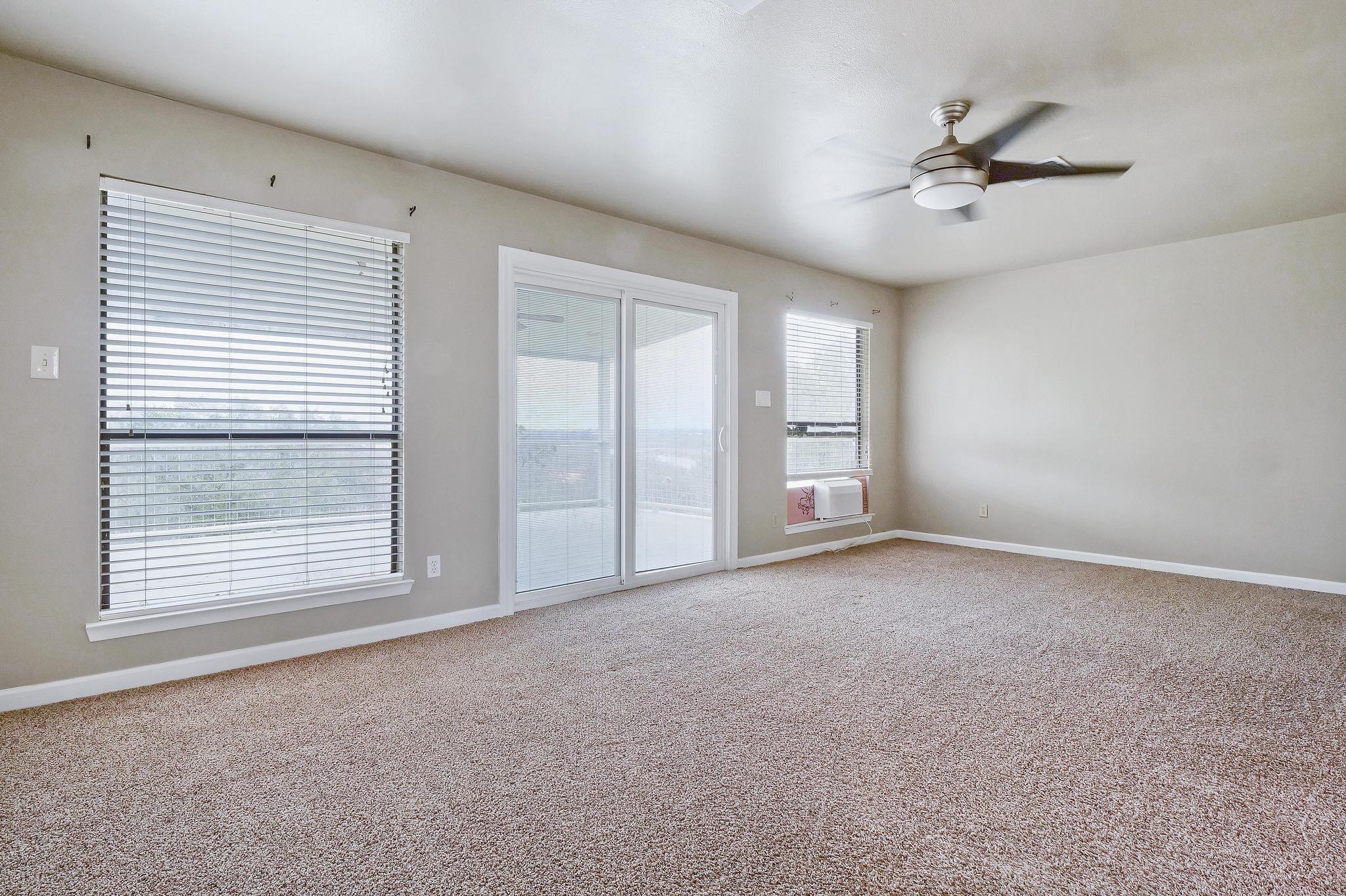 226 Mels Rd, Spicewood, TX 78669