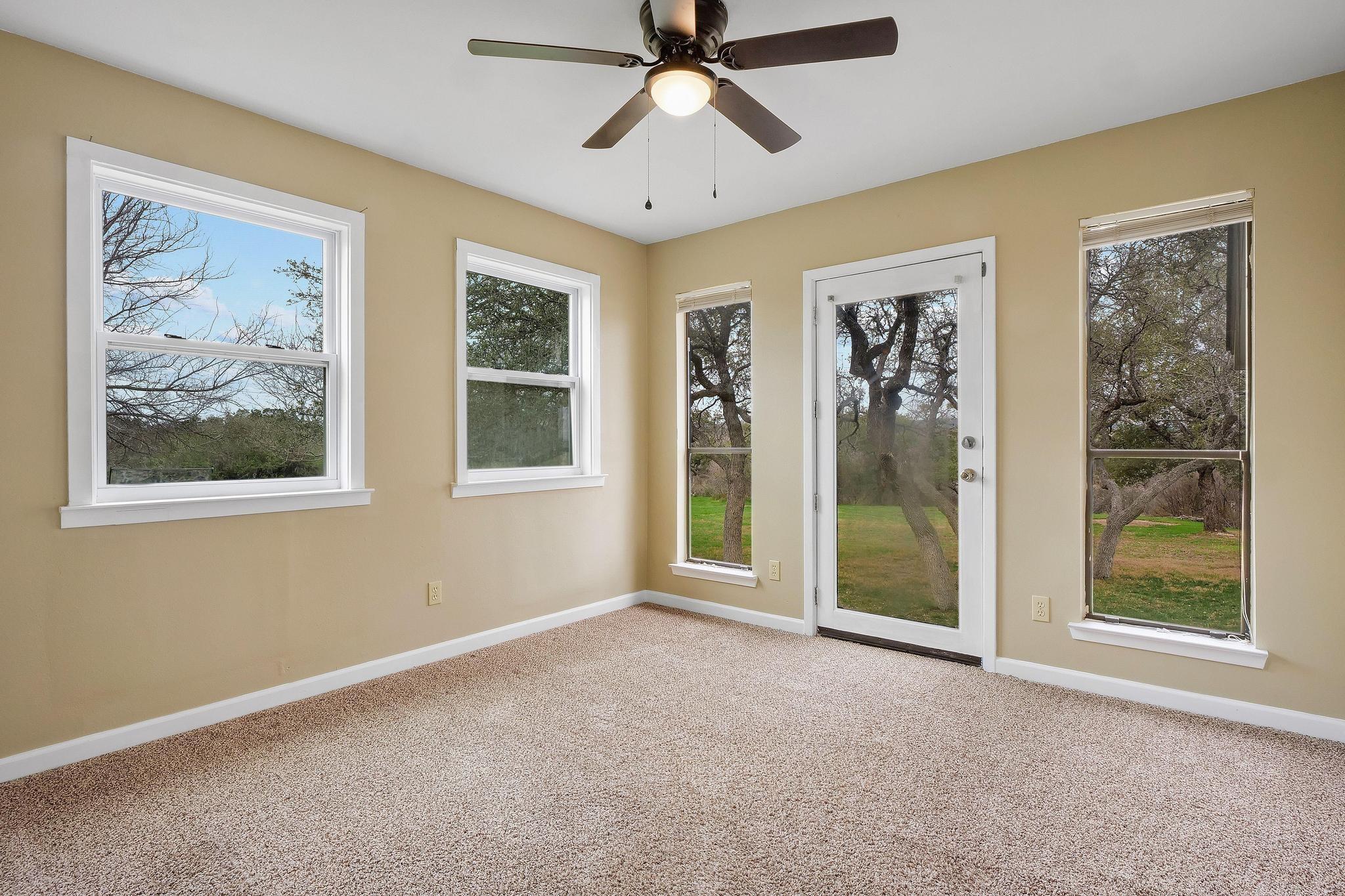 226 Mels Rd, Spicewood, TX 78669