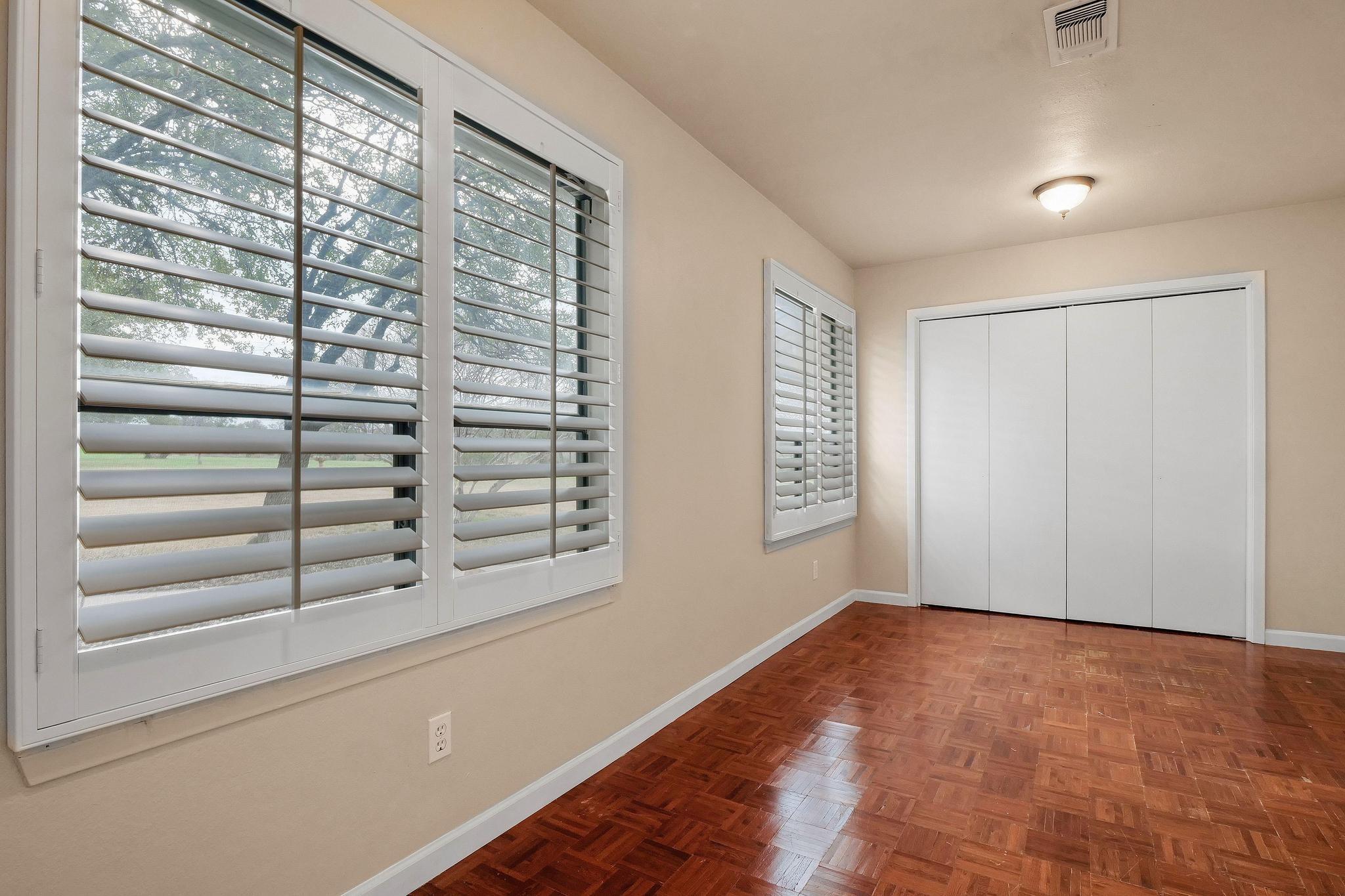 226 Mels Rd, Spicewood, TX 78669