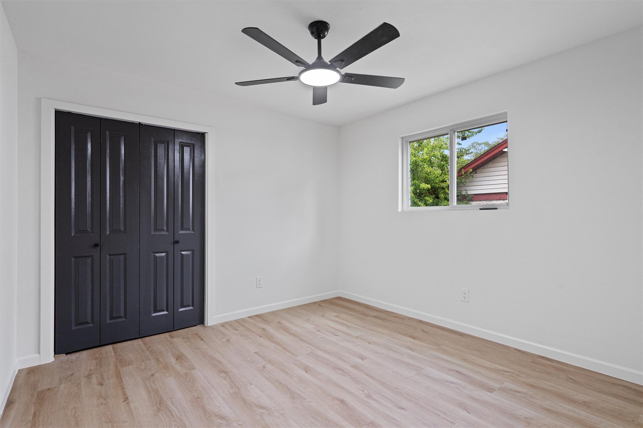 1700 Deep Wood Dr, Round Rock, TX 78681