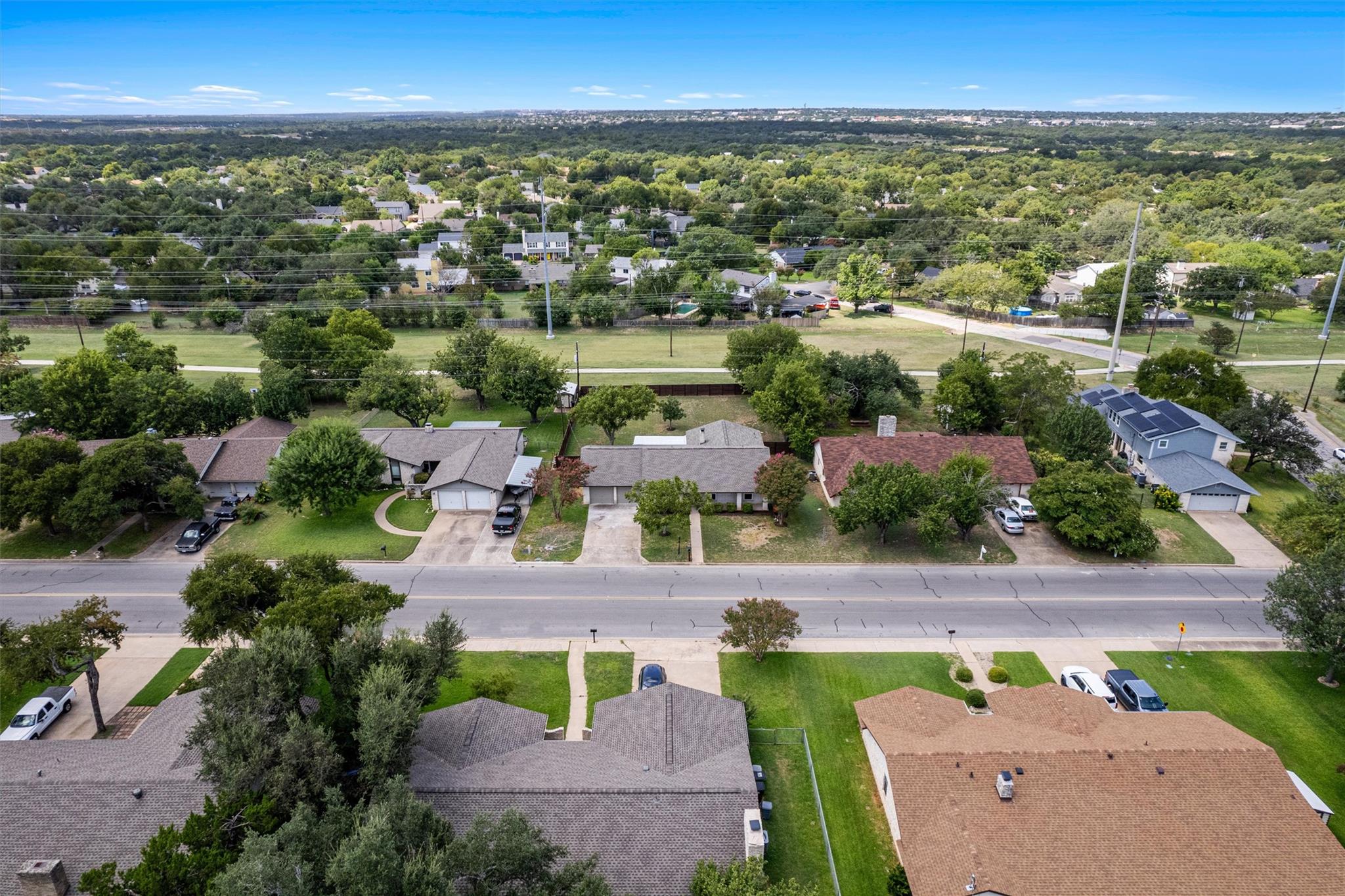 1700 Deep Wood Dr, Round Rock, TX 78681