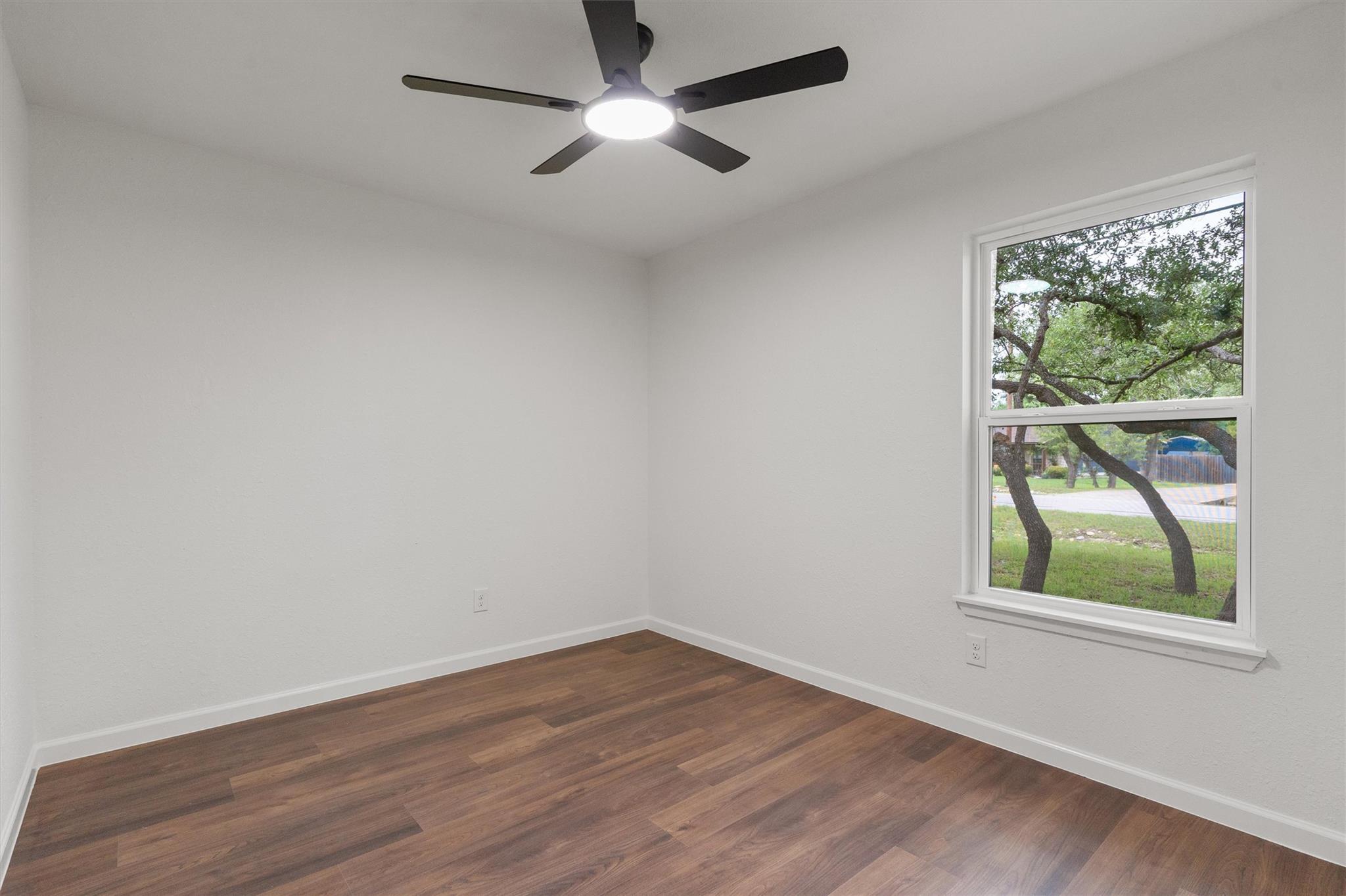 710 Ruby Isle Dr, Leander, TX 78641