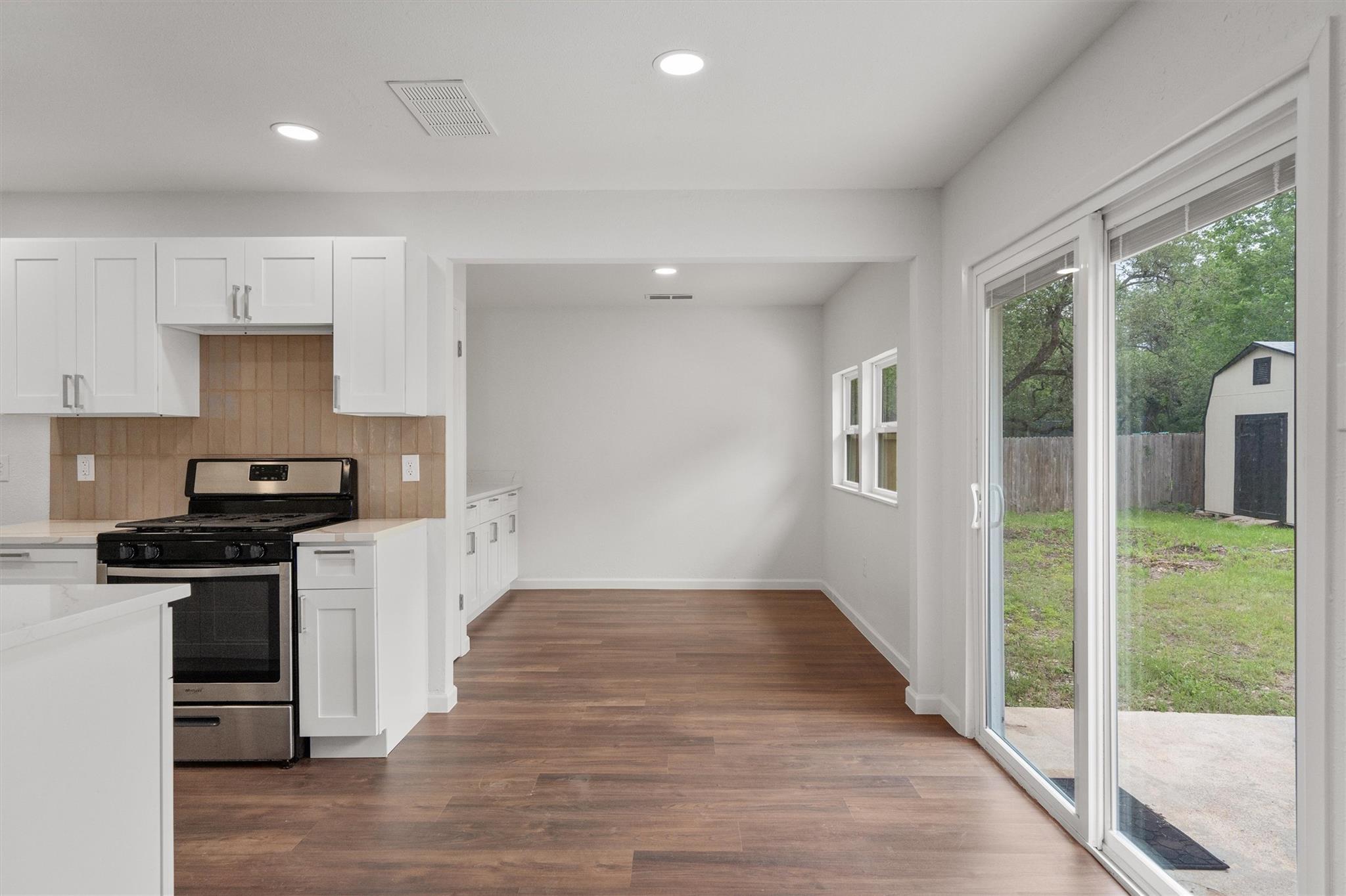 710 Ruby Isle Dr, Leander, TX 78641