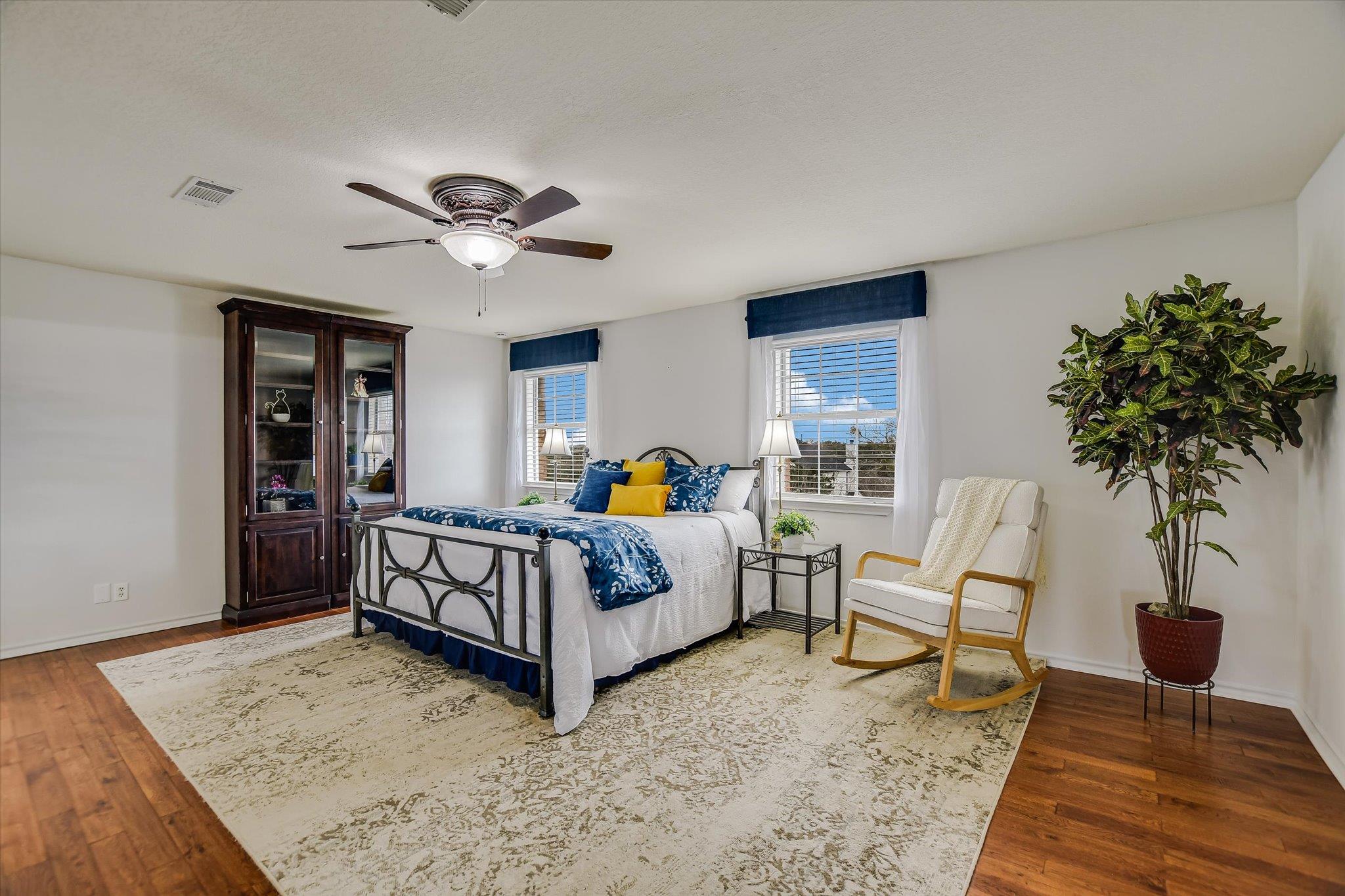 131 High Gabriel Dr, Leander, TX 78641