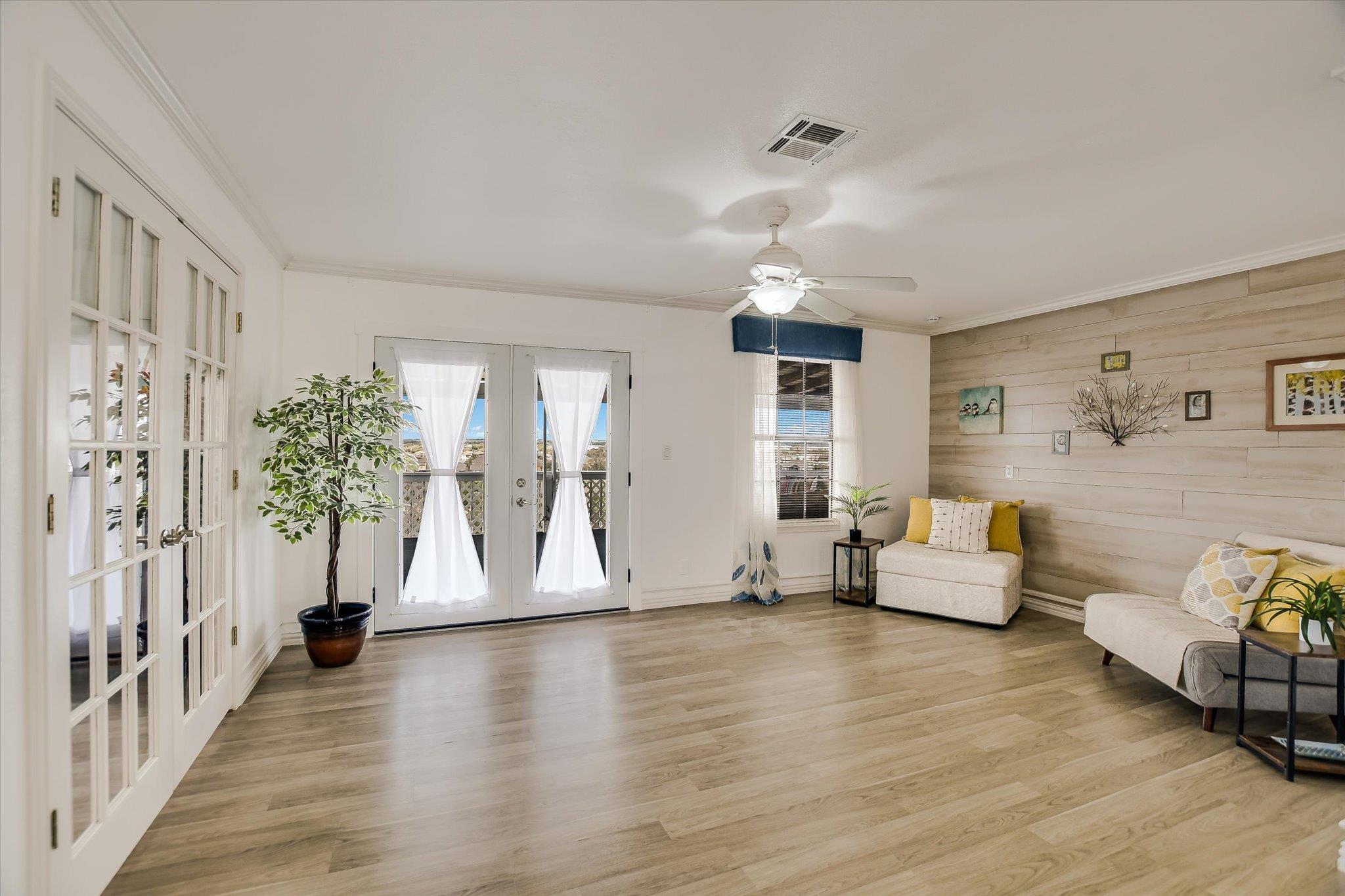 131 High Gabriel Dr, Leander, TX 78641