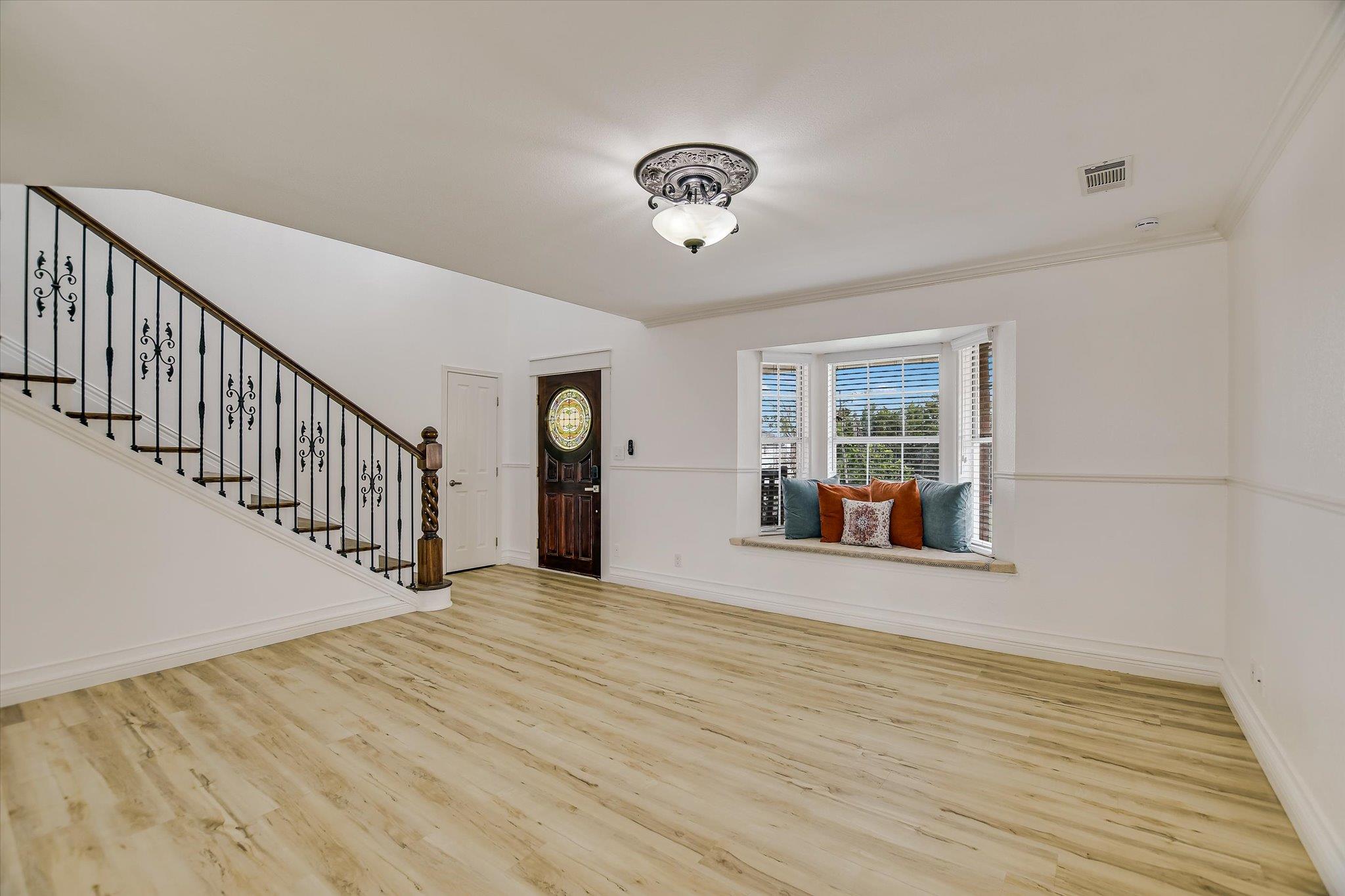 131 High Gabriel Dr, Leander, TX 78641