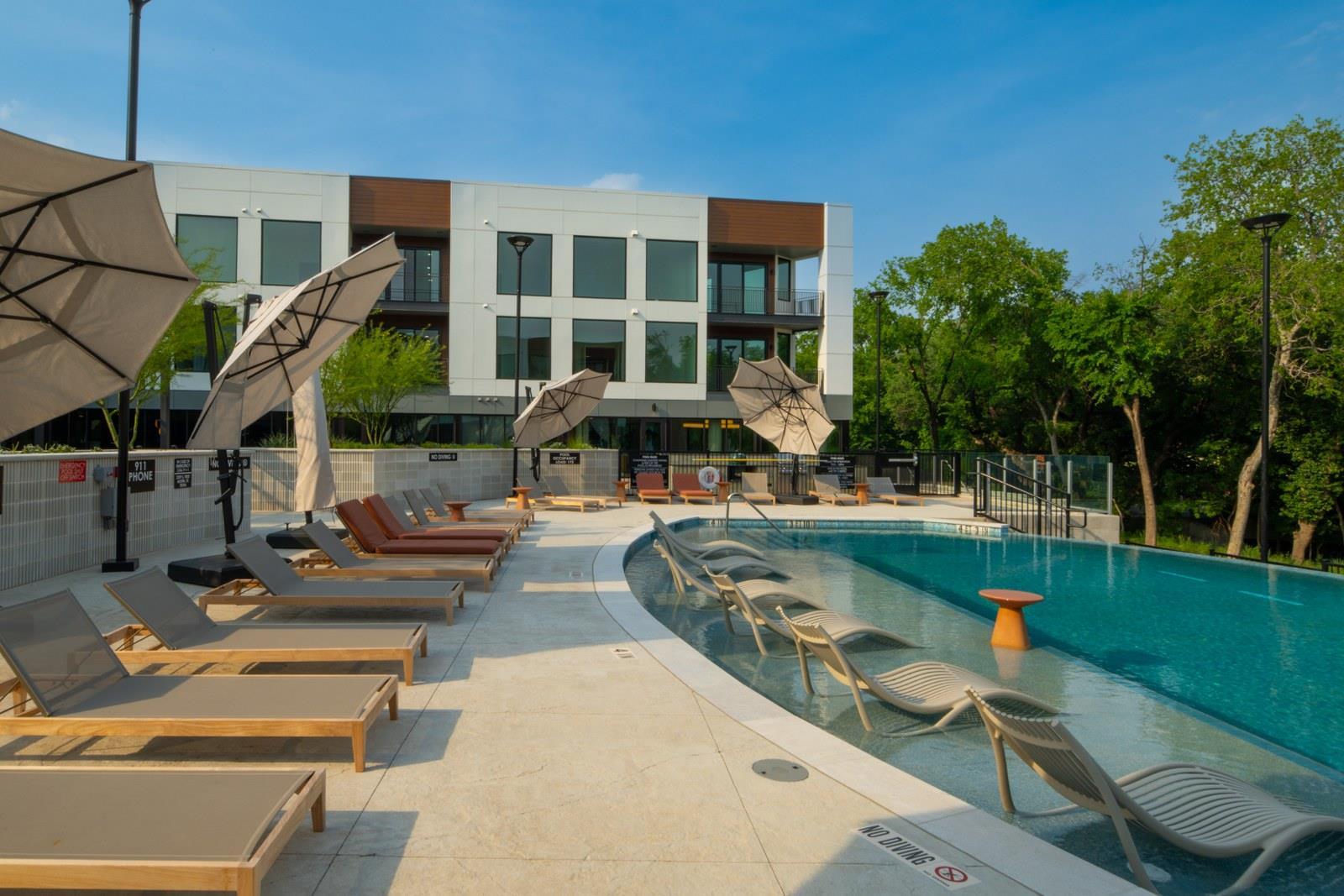 2209 S 1st St # 332, Austin, TX 78704