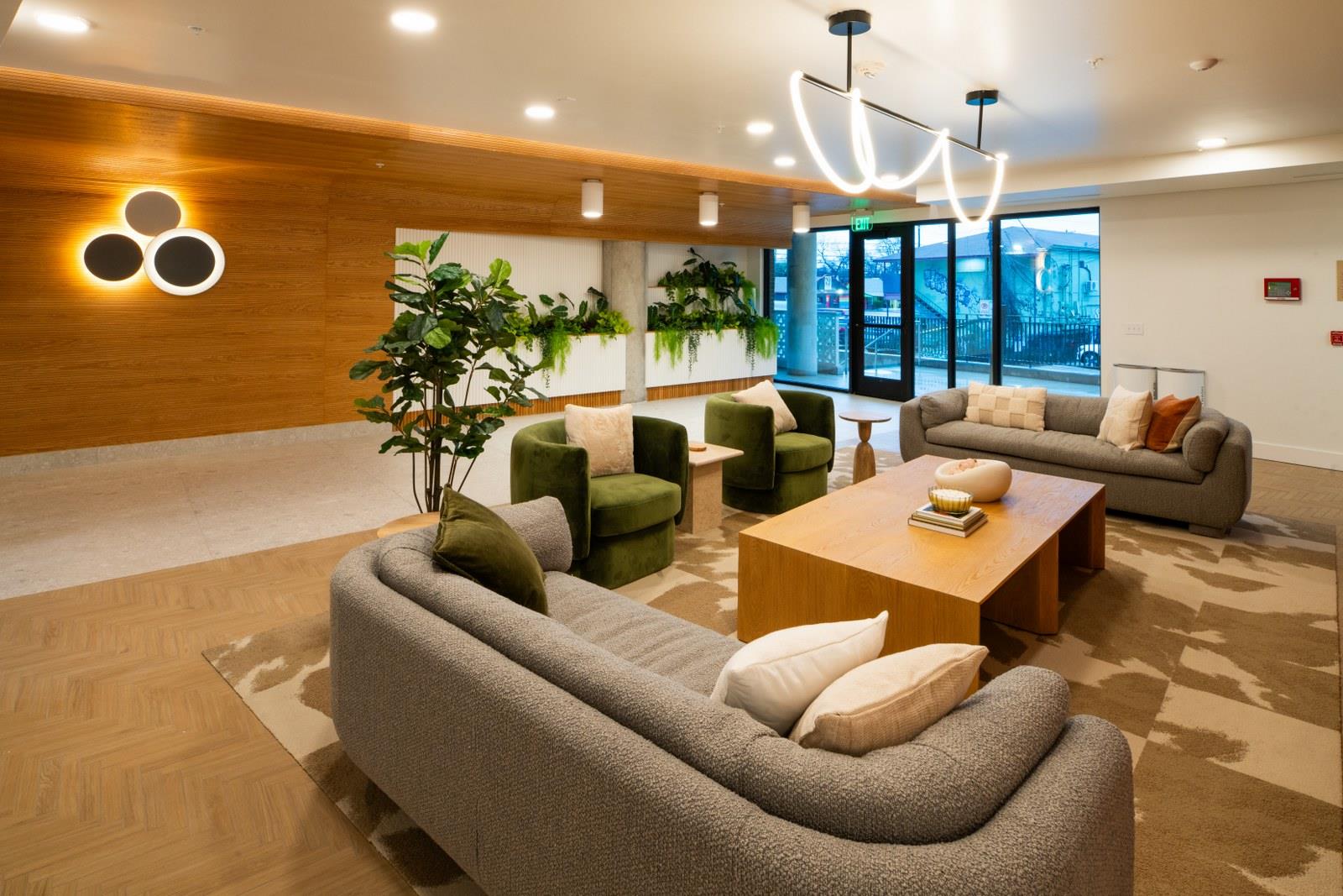 2209 S 1st St # 332, Austin, TX 78704