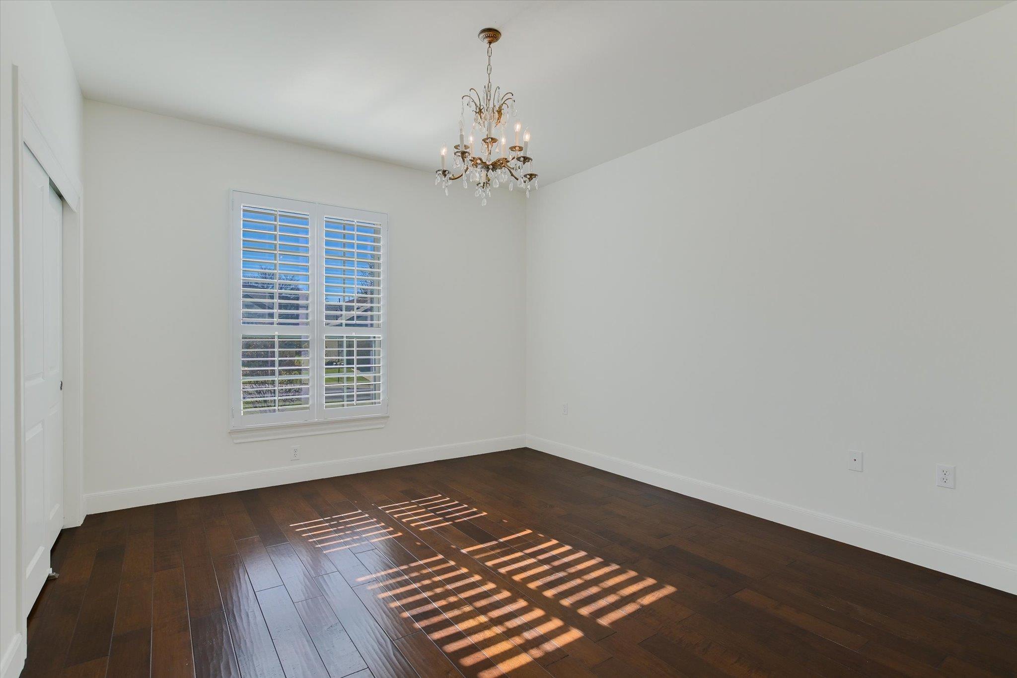 303 Goose Island Dr, Georgetown, TX 78633