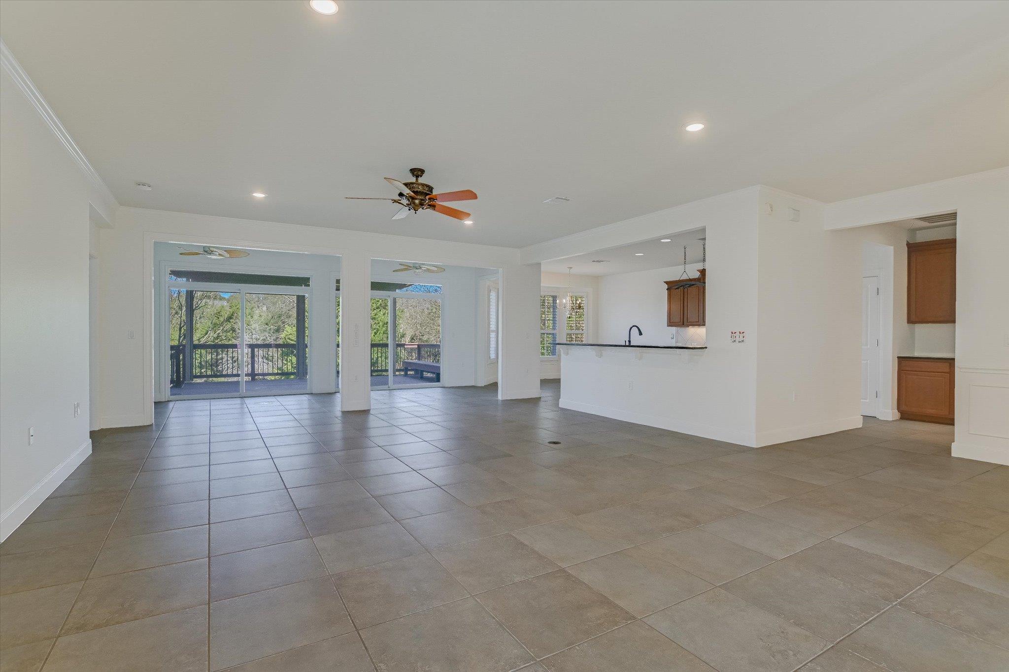 303 Goose Island Dr, Georgetown, TX 78633