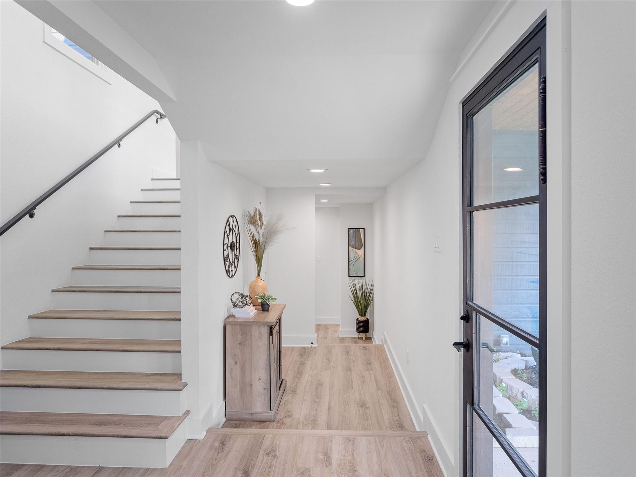 874 Lakebreeze Dr, Canyon Lake, TX 78133