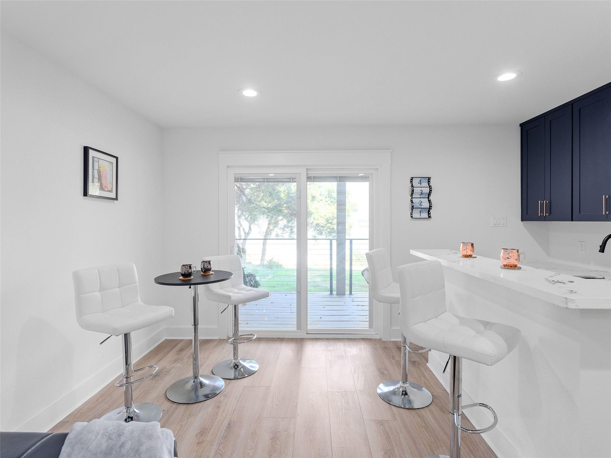 874 Lakebreeze Dr, Canyon Lake, TX 78133