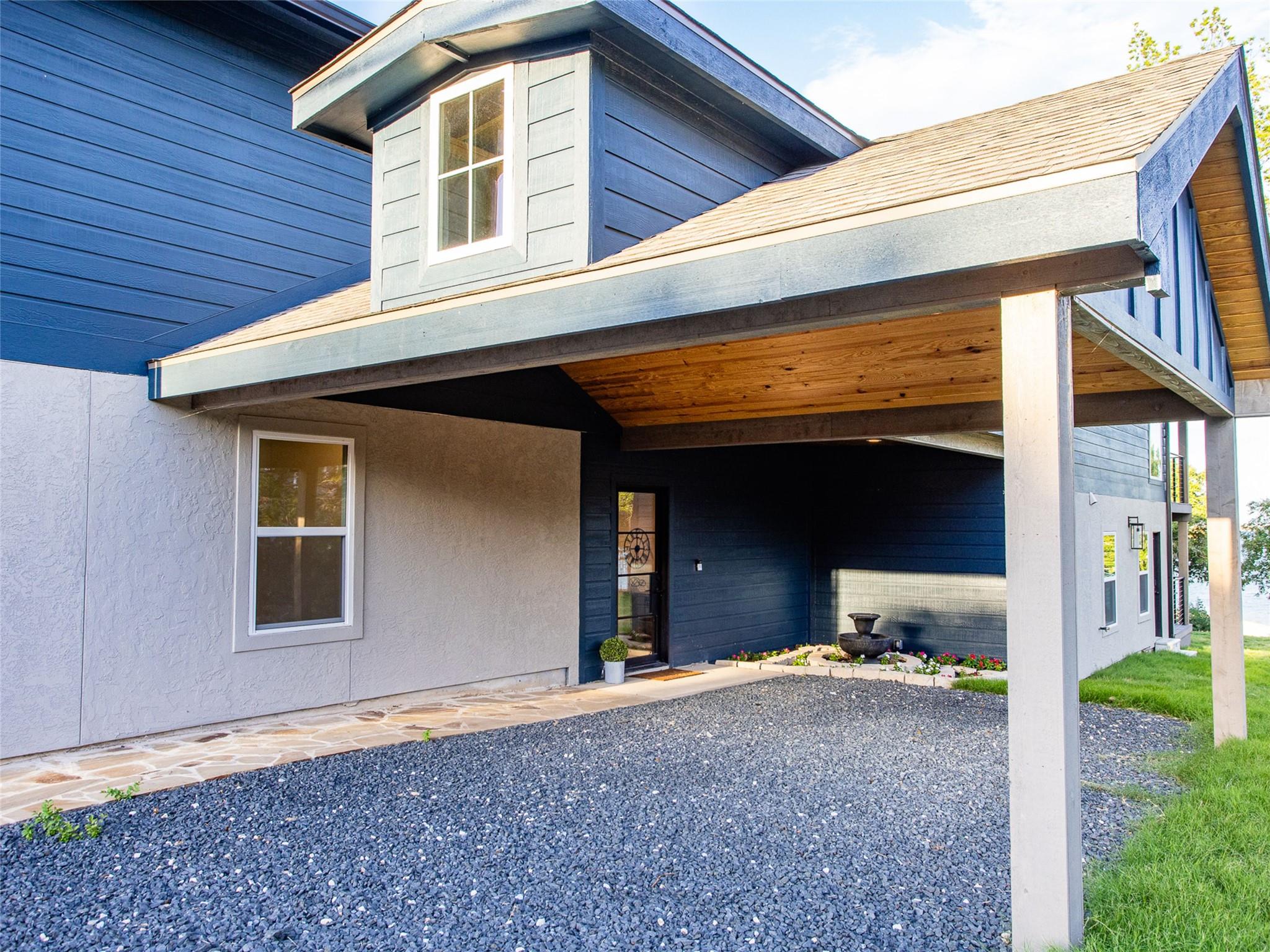 874 Lakebreeze Dr, Canyon Lake, TX 78133