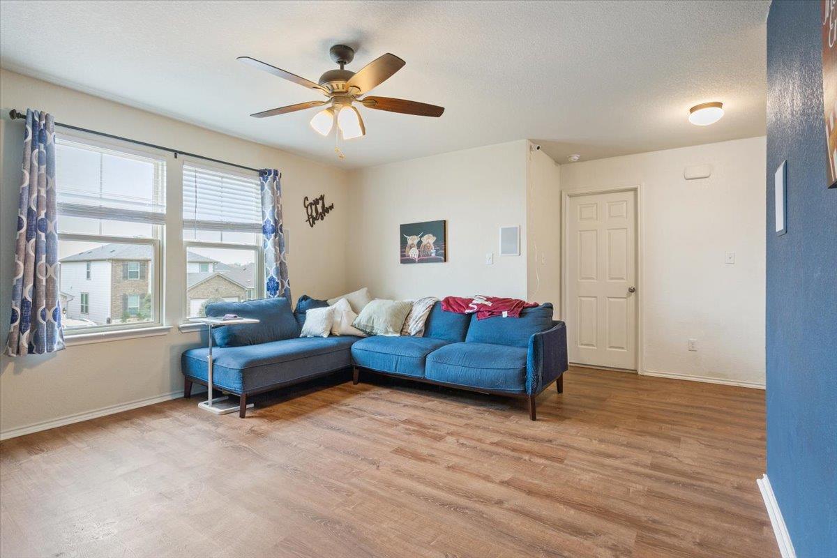 1500 Cliffbrake Way, Georgetown, TX 78626