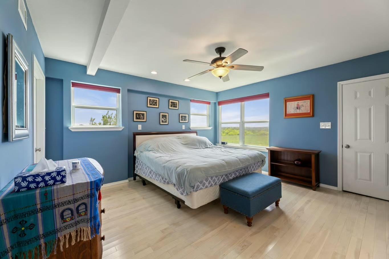 13484 Avis Rd, Dale, TX 78616