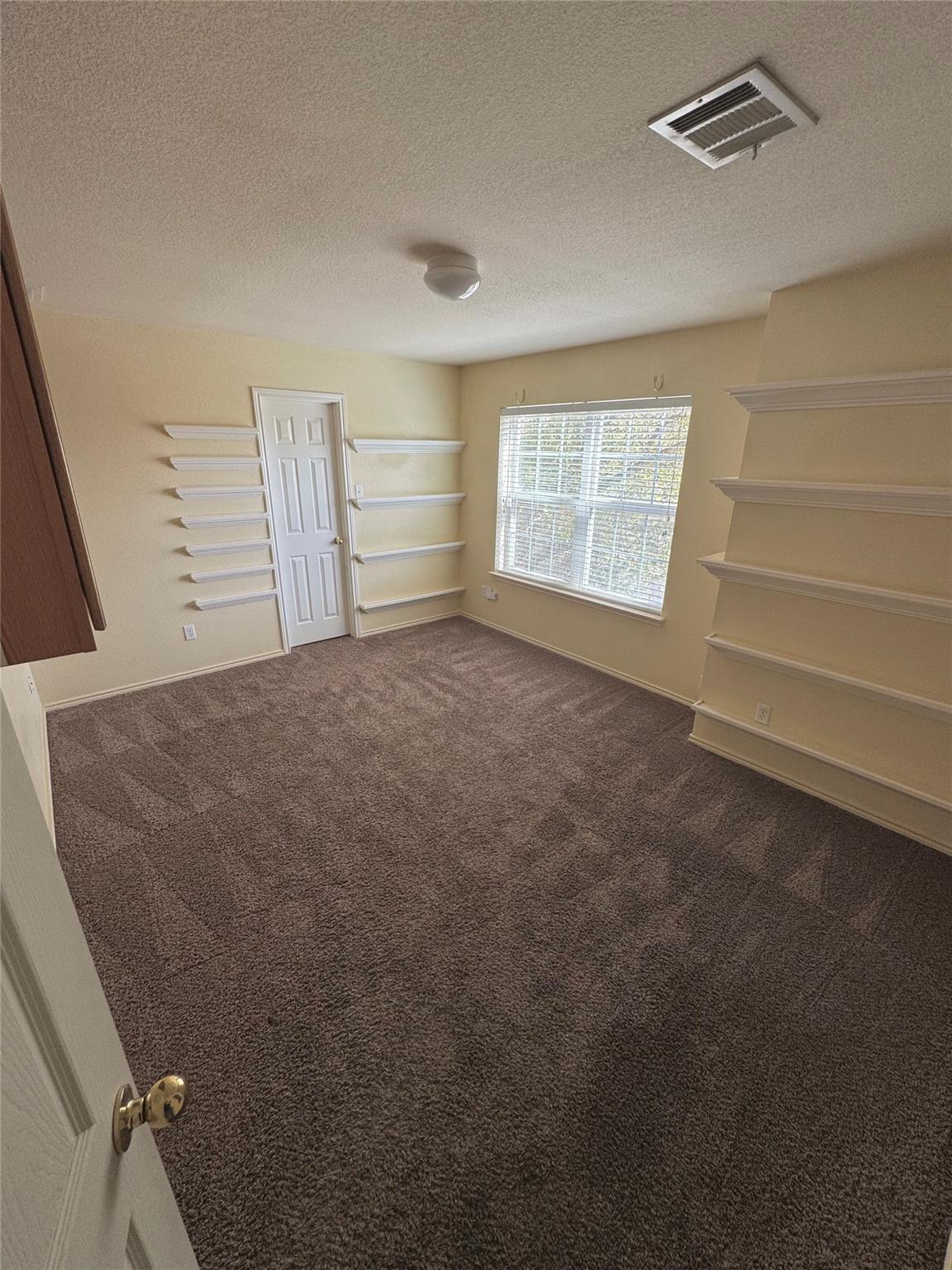 109 Justin Leonard Dr, Round Rock, TX 78664