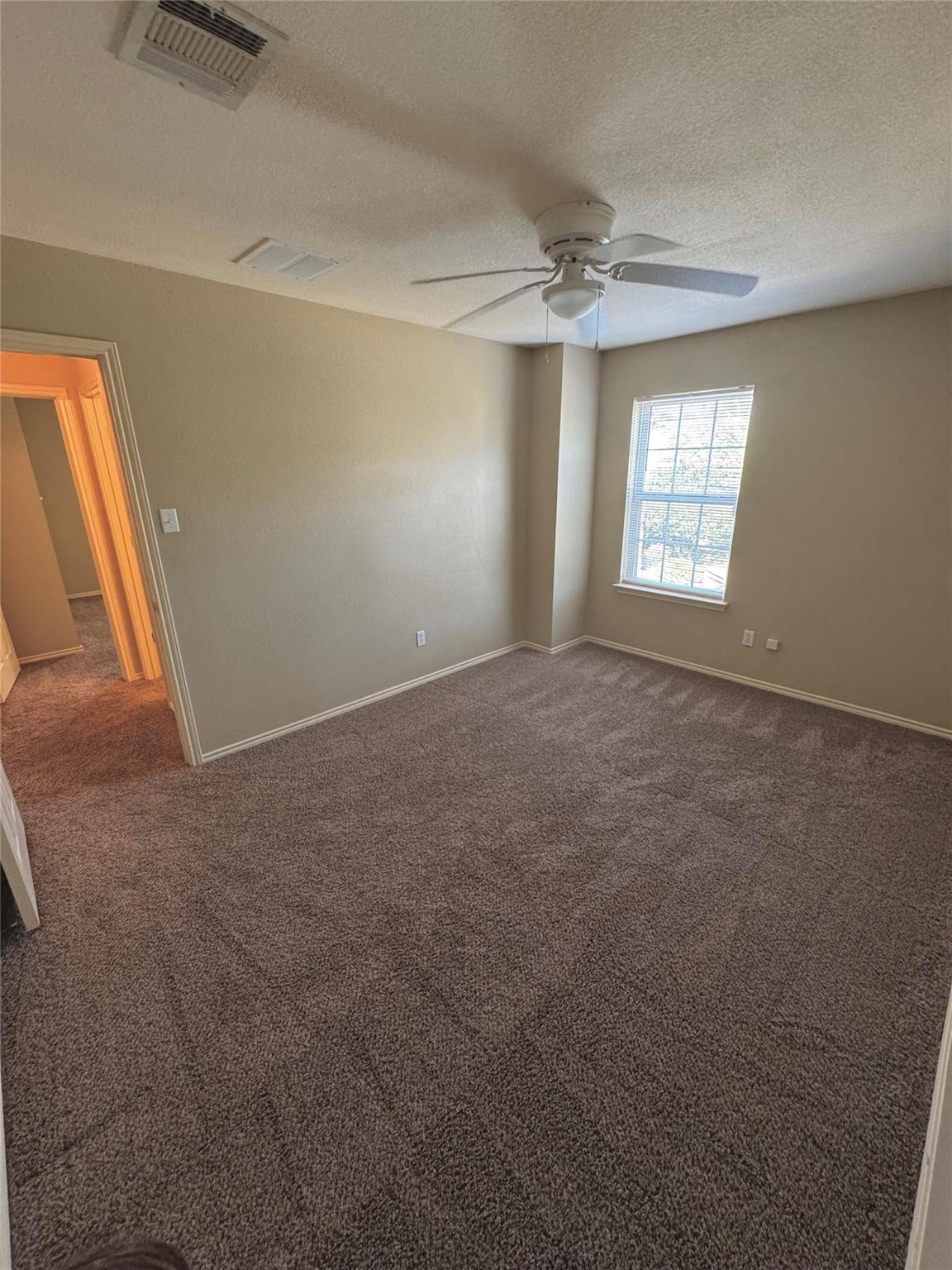 109 Justin Leonard Dr, Round Rock, TX 78664