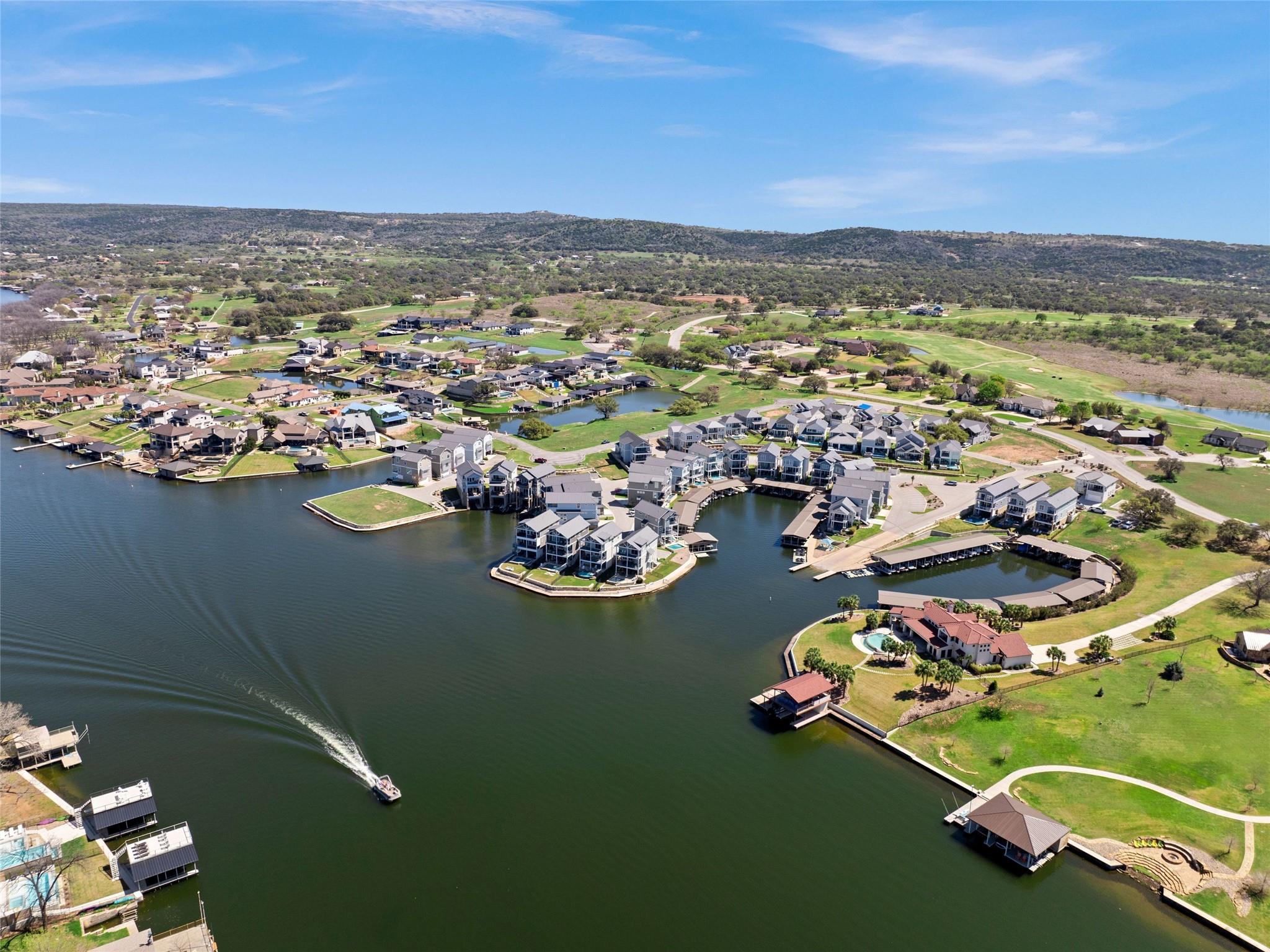 200 Archview Ln, Kingsland, TX 78639